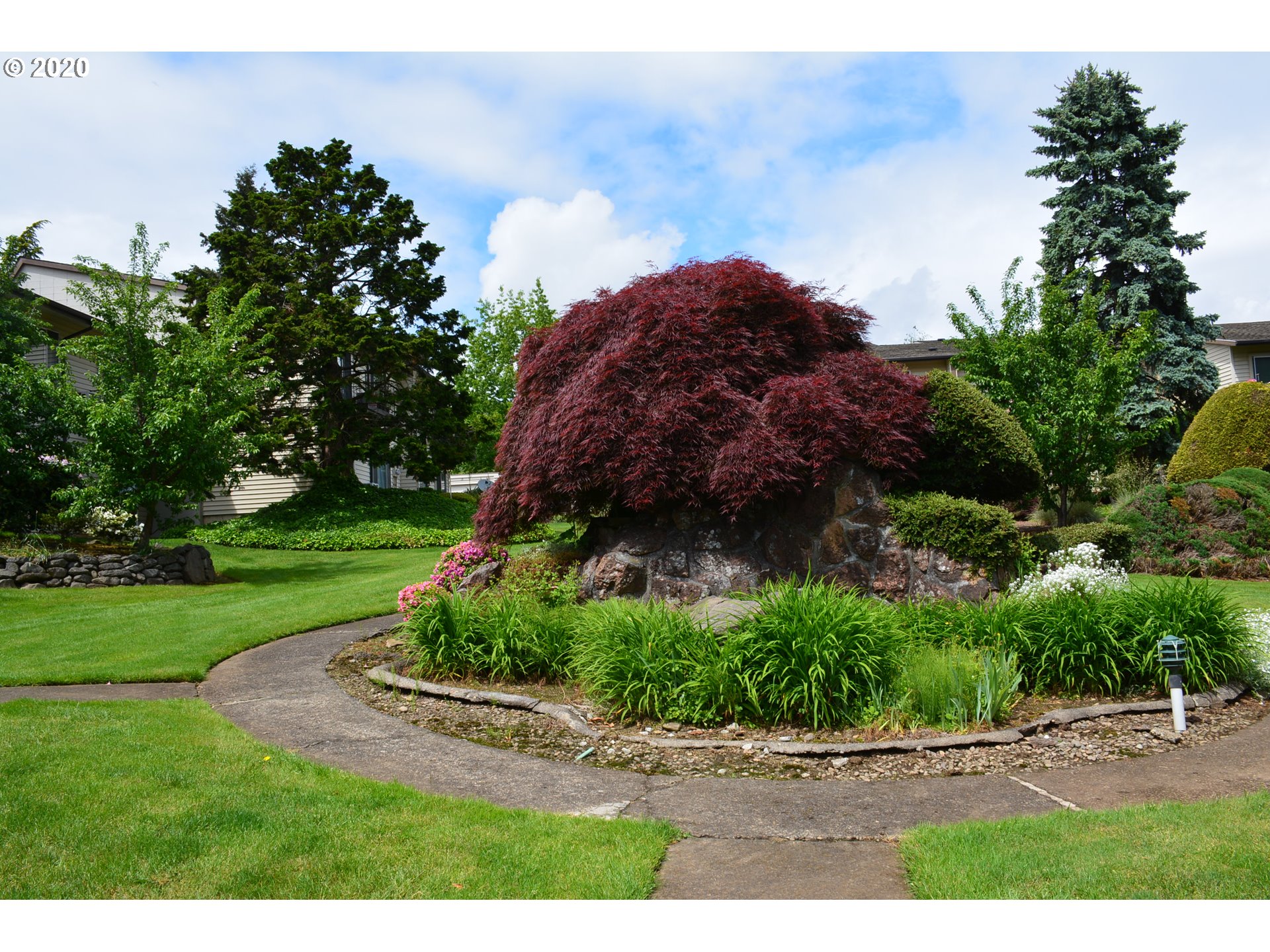 Photo #3: 20242024 Listing 