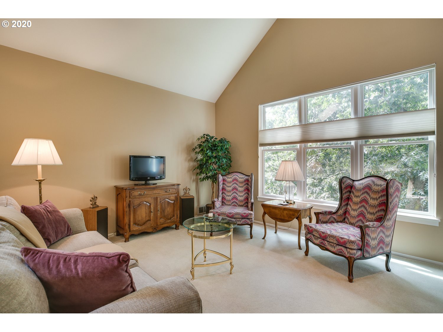 Photo #6: 20247321 Listing 
