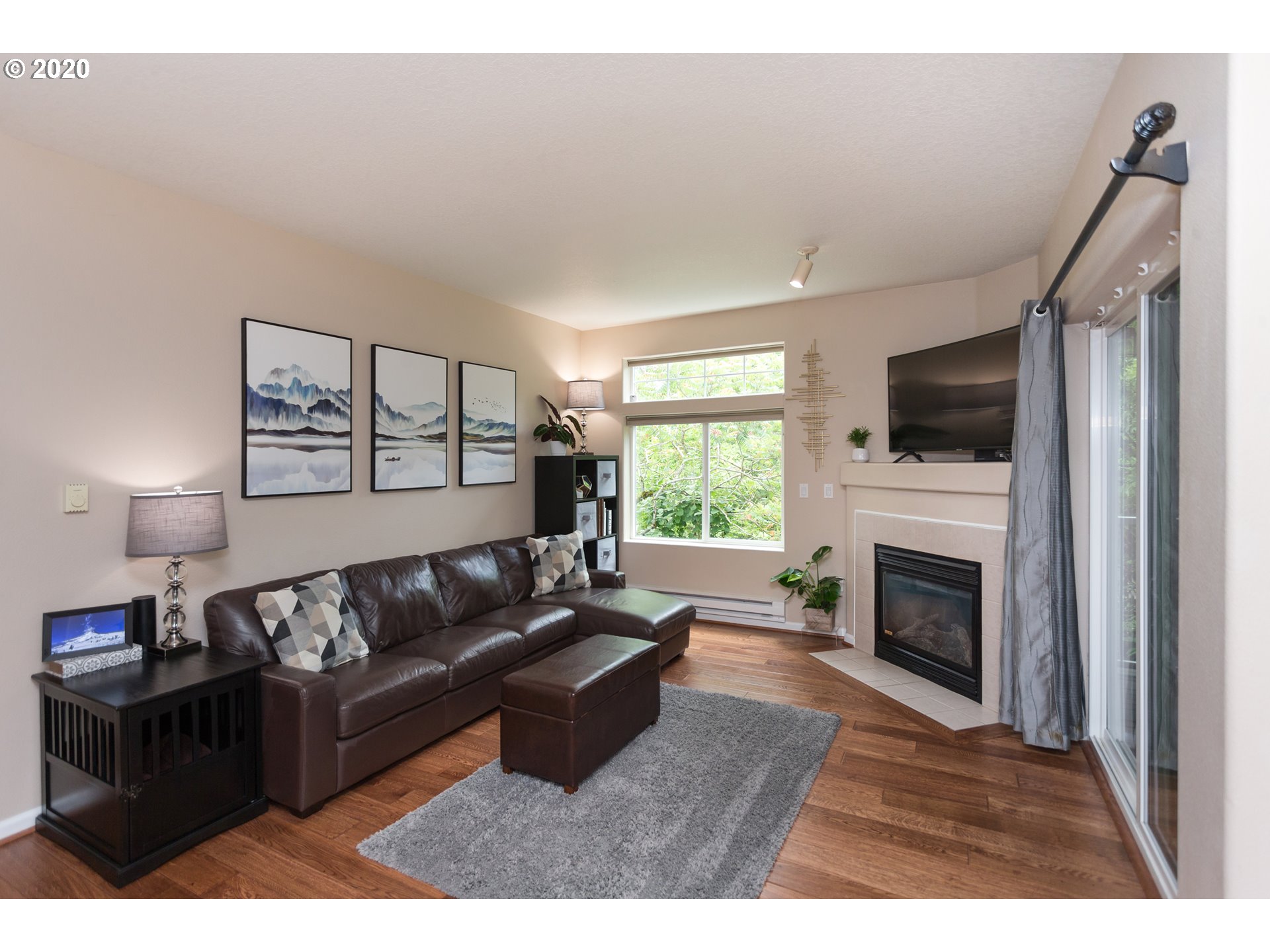 Photo #3: 20248515 Listing 