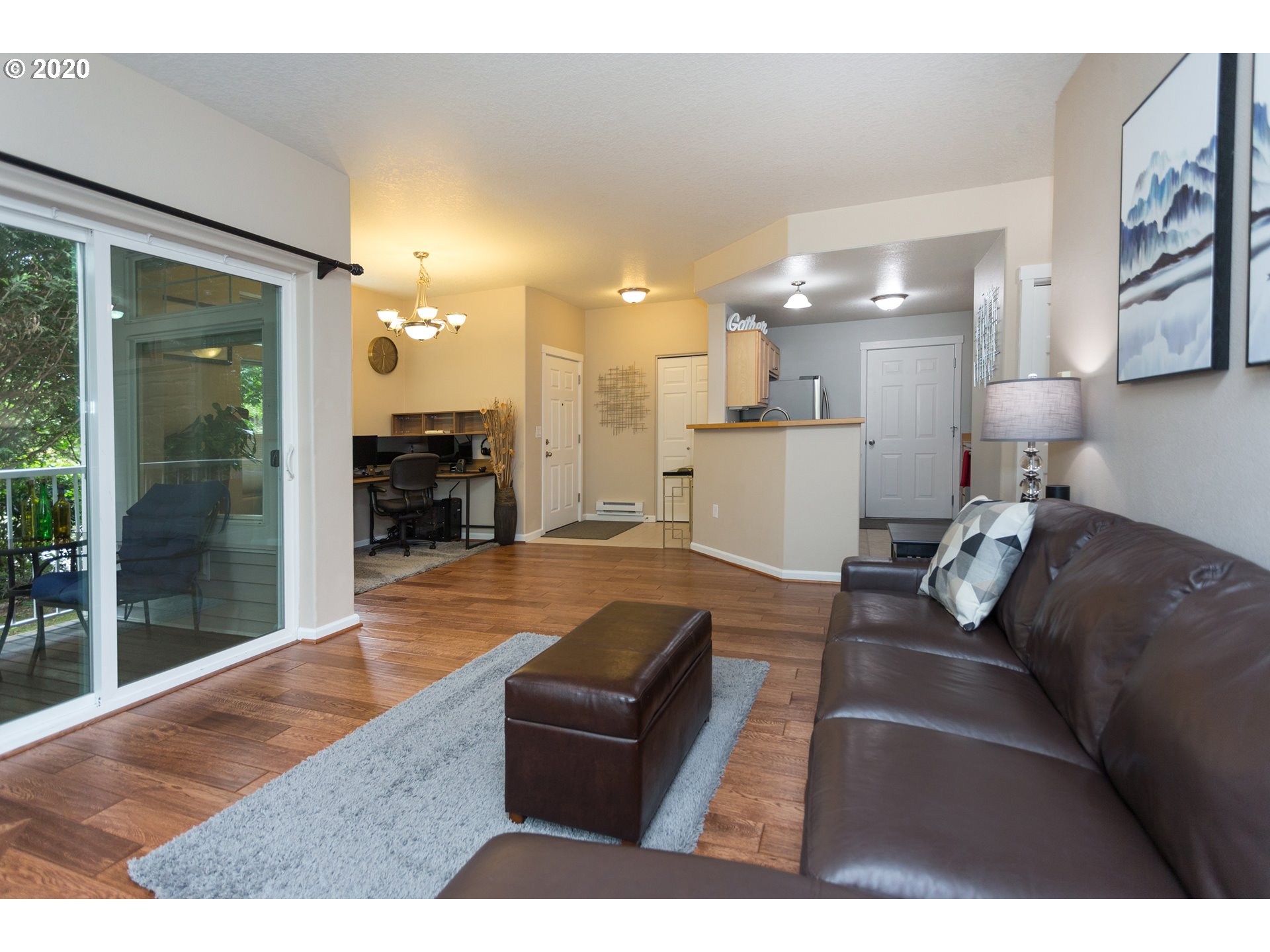 Photo #4: 20248515 Listing 