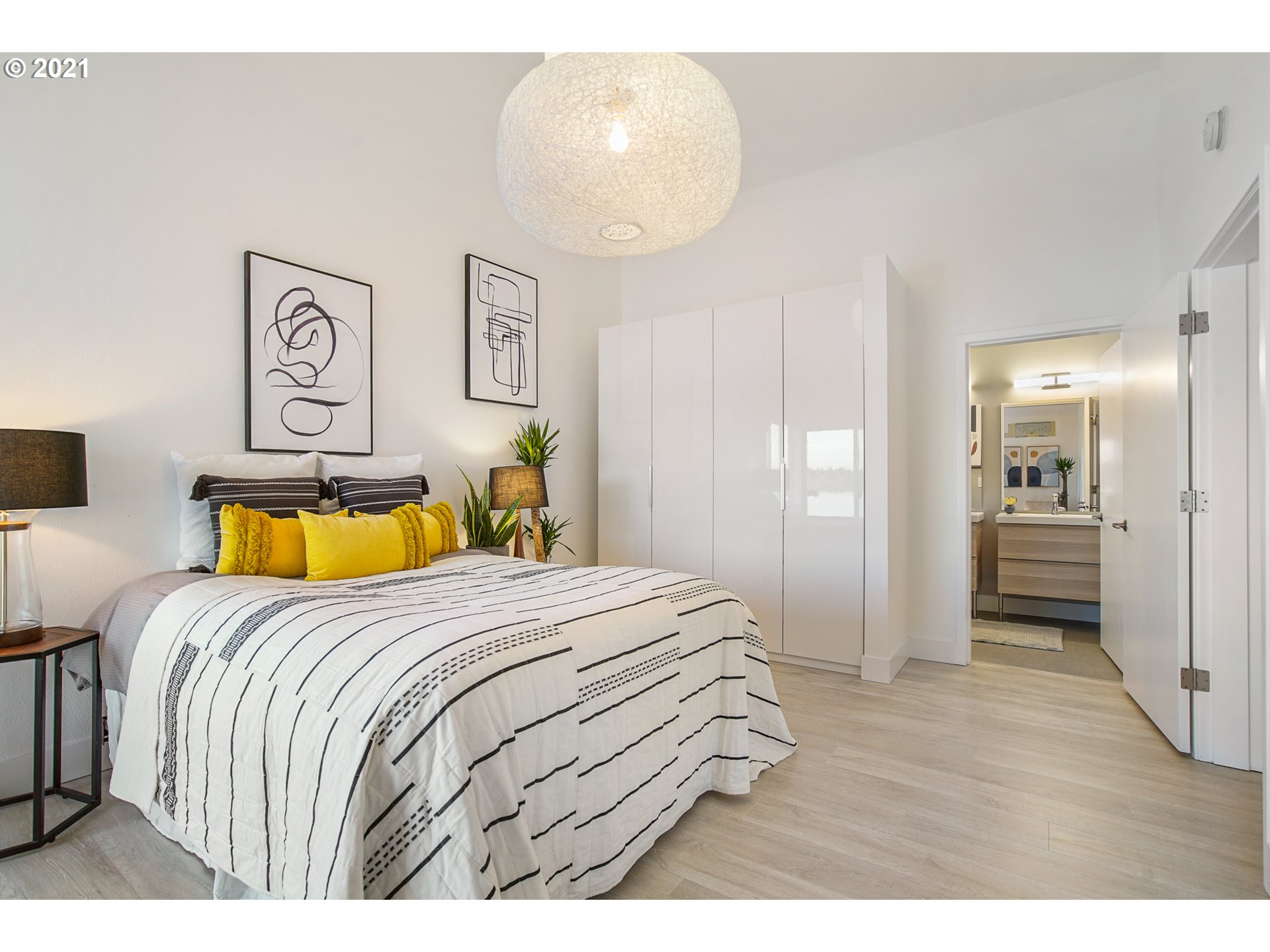 Photo #6: 20250383 Listing 