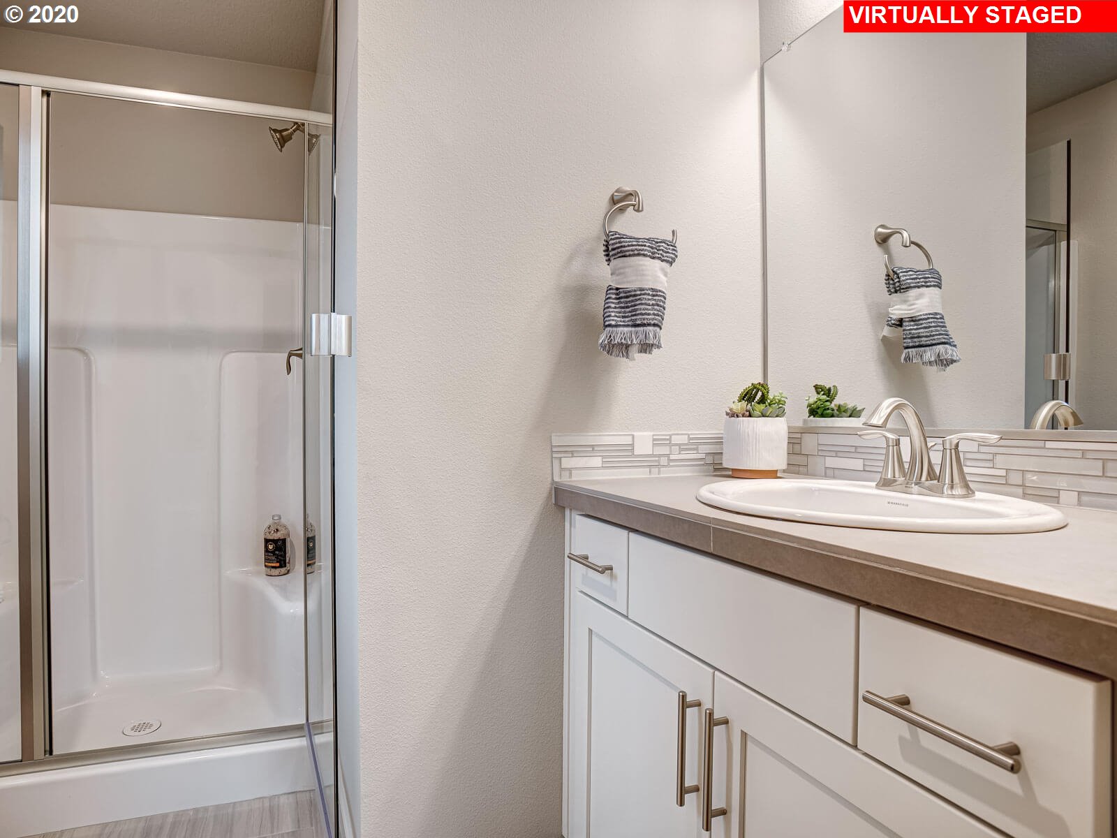 Photo #6: 20250931 Listing 