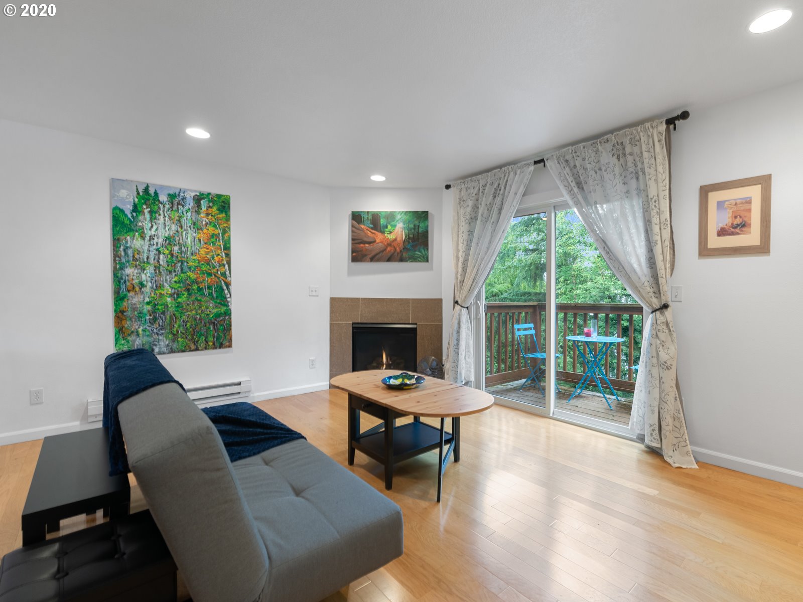 Photo #6: 20252353 Listing 