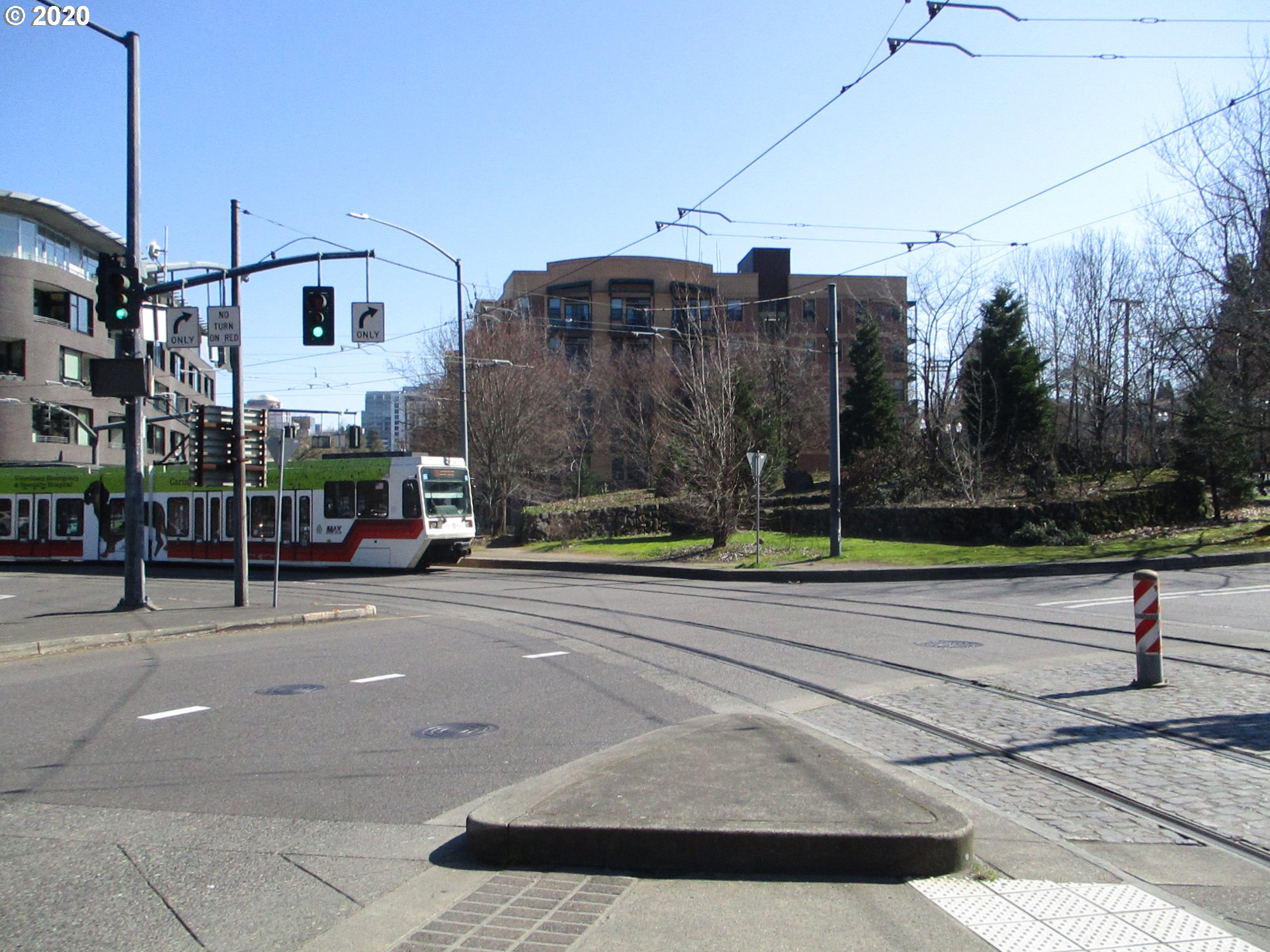 Photo #3: 20253406 Listing 