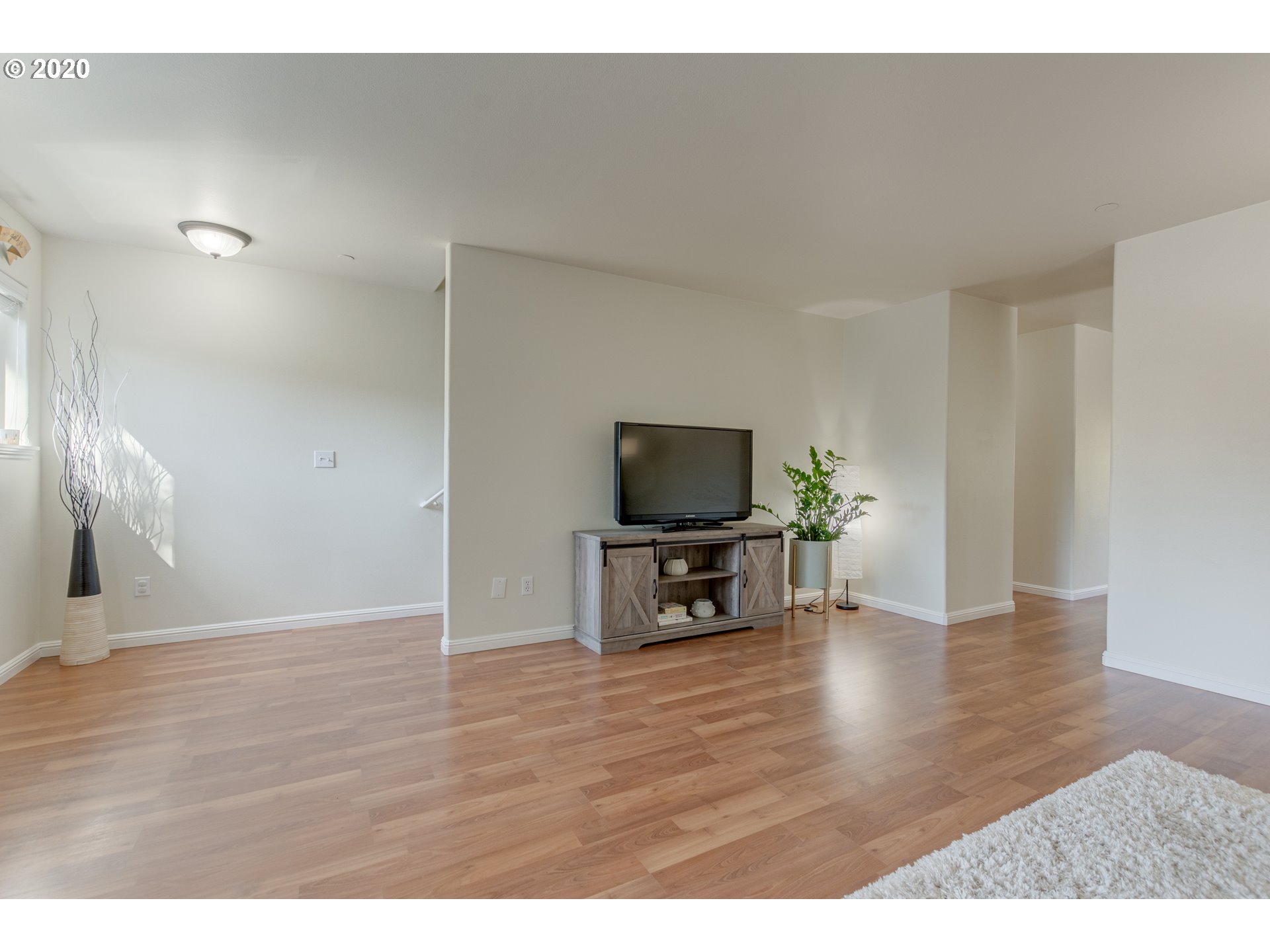 Photo #5: 20253787 Listing 