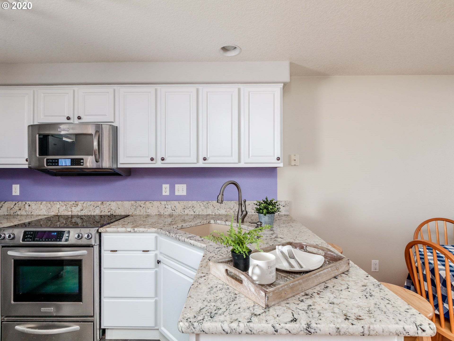 Photo #3: 20254035 Listing 