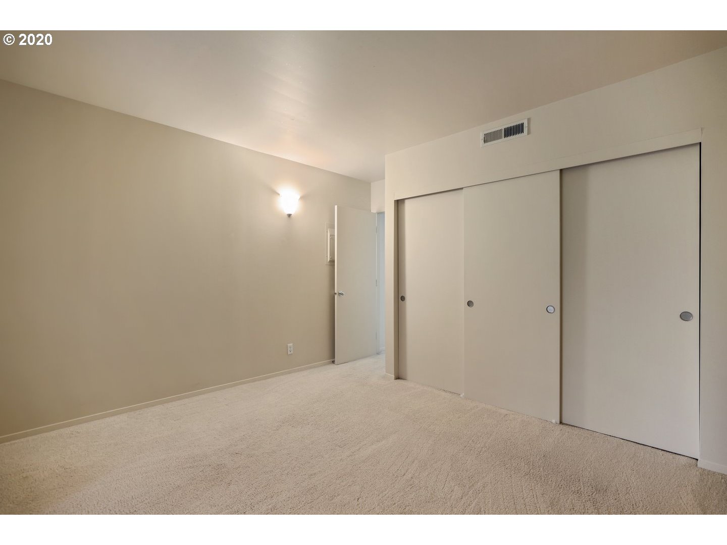 Photo #5: 20260421 Listing 