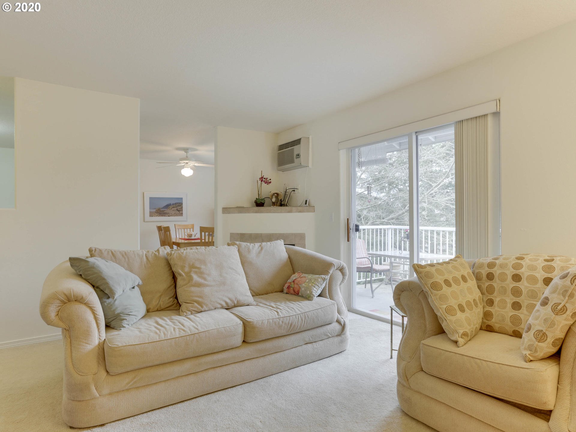 Photo #6: 20260638 Listing 