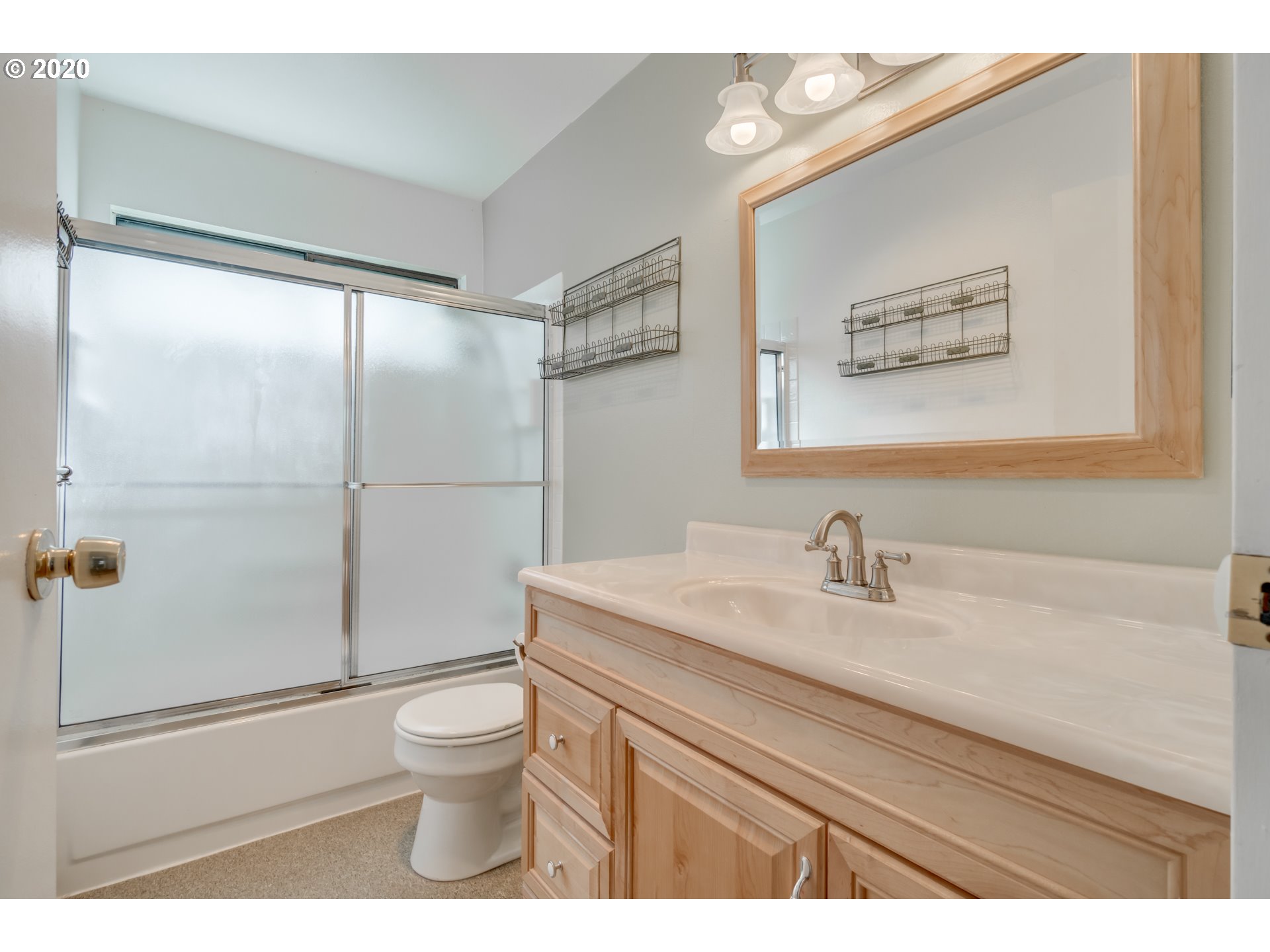 Photo #5: 20261353 Listing 