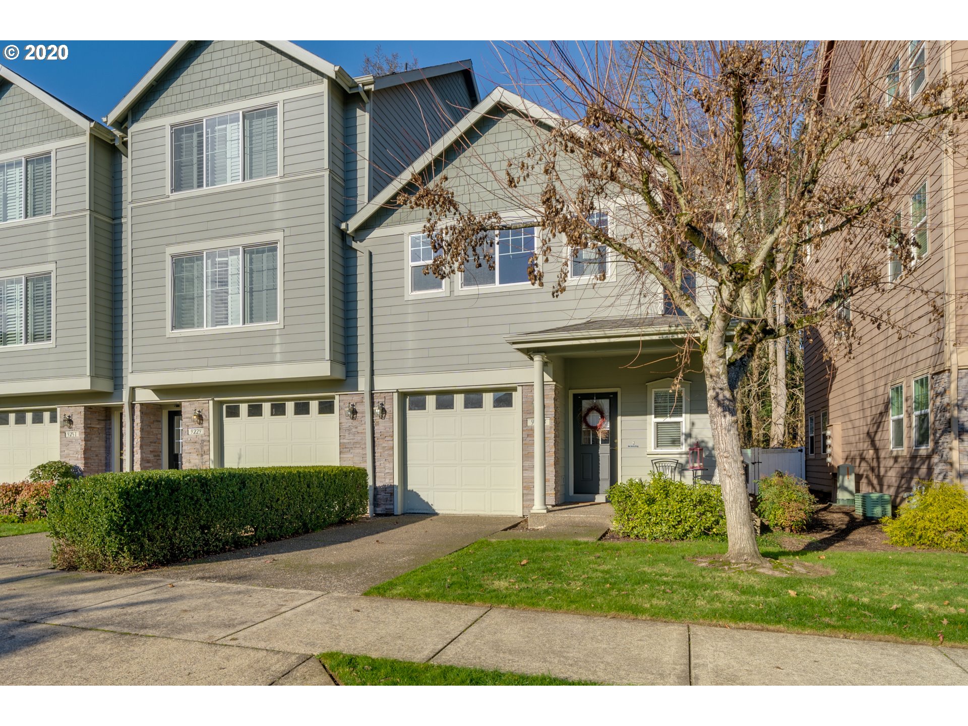 LIBERTY OAKS Townhomes For Sale in TUALATIN | Portland Condo Mania!