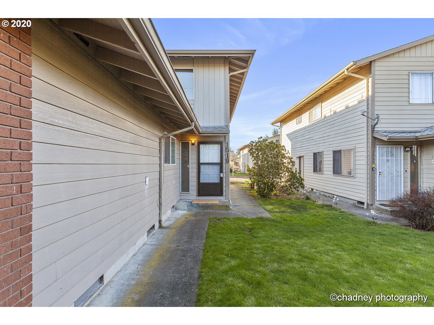 Photo #3: 20265108 Listing 