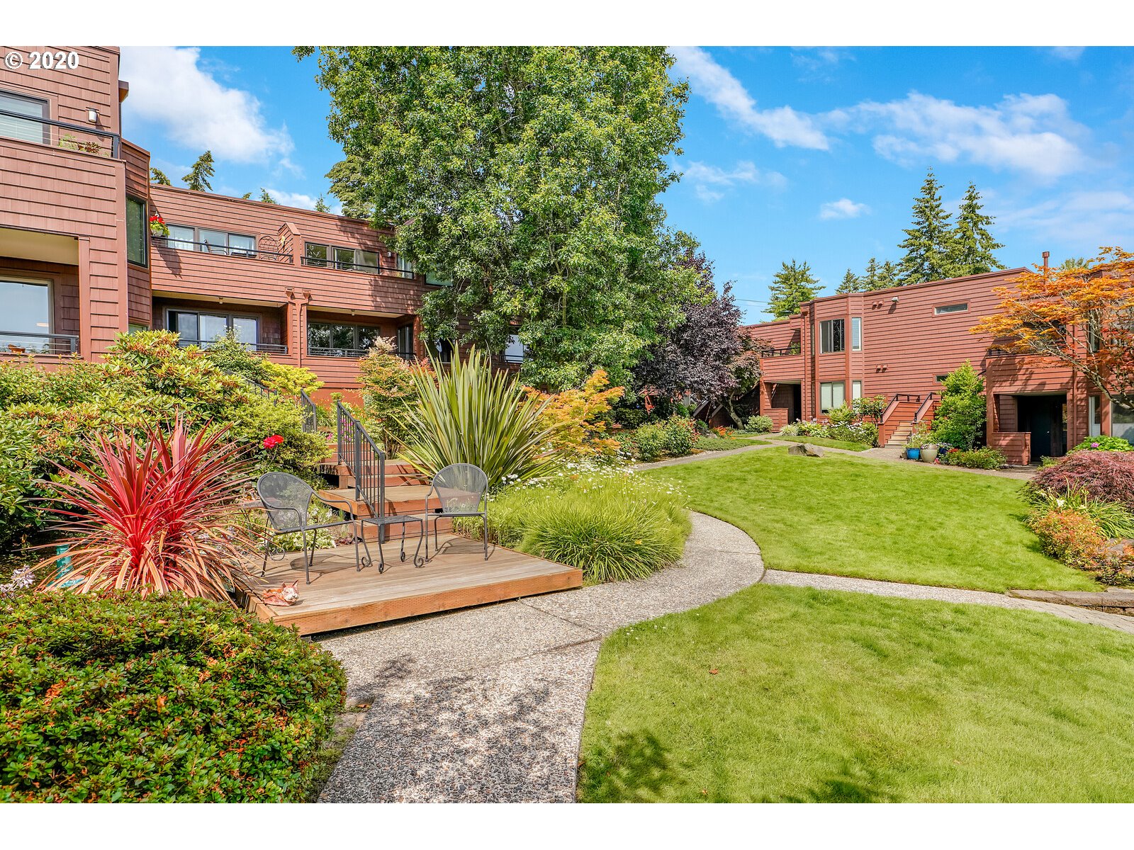 Photo #3: 20266875 Listing 