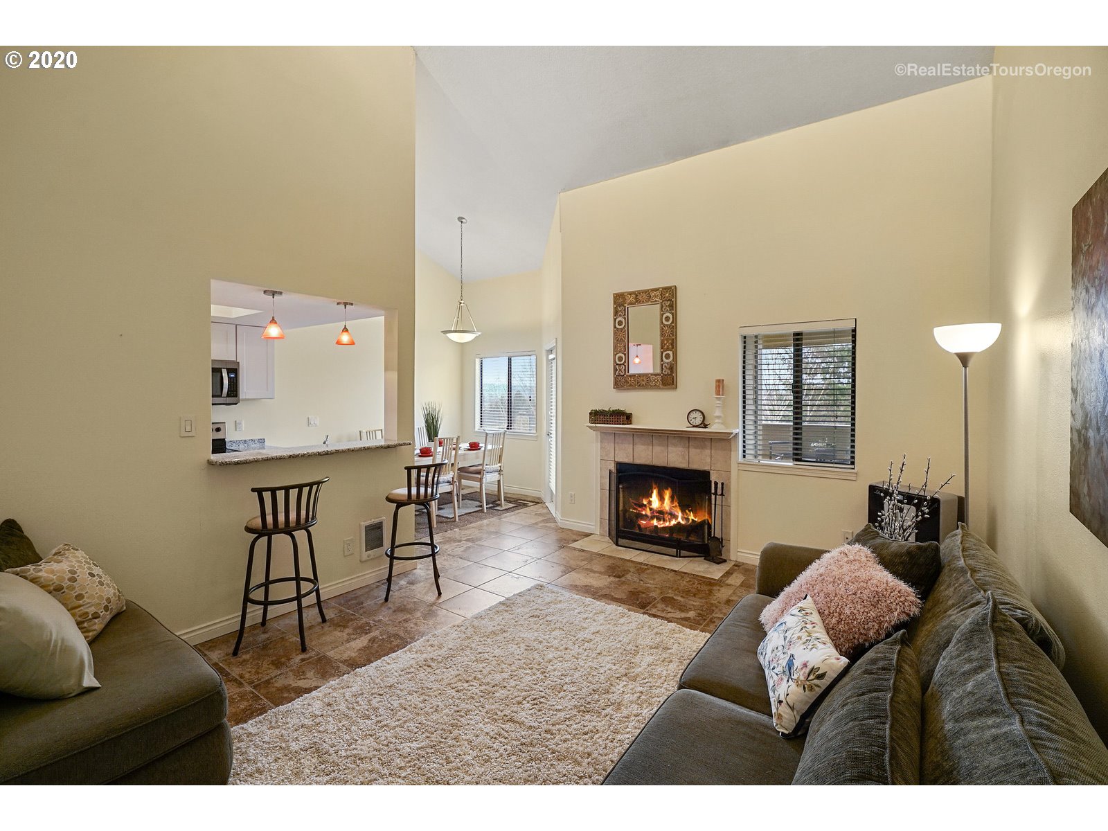 Photo #2: 20270729 Listing 