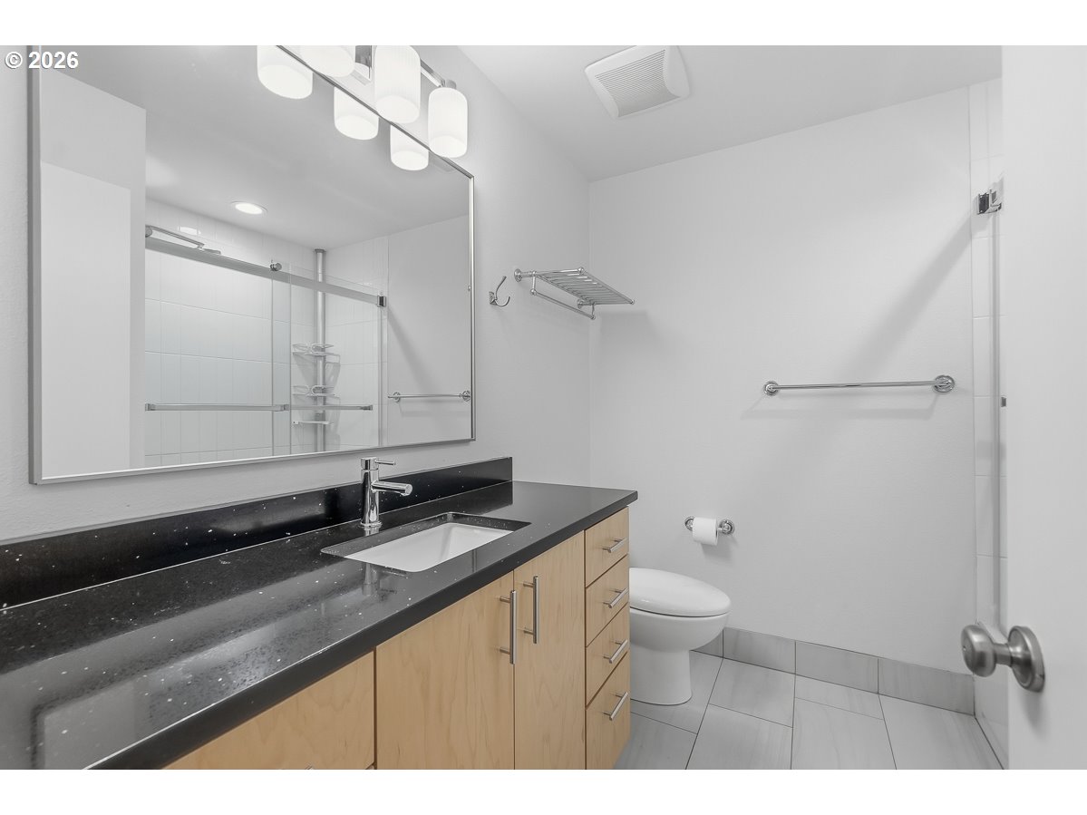 Photo #15: 202743216 Listing: Photo #15