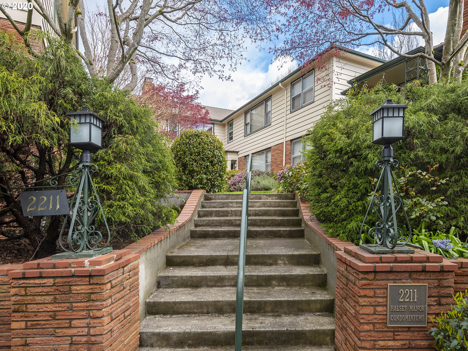 Photo #5: 20277815 Listing 