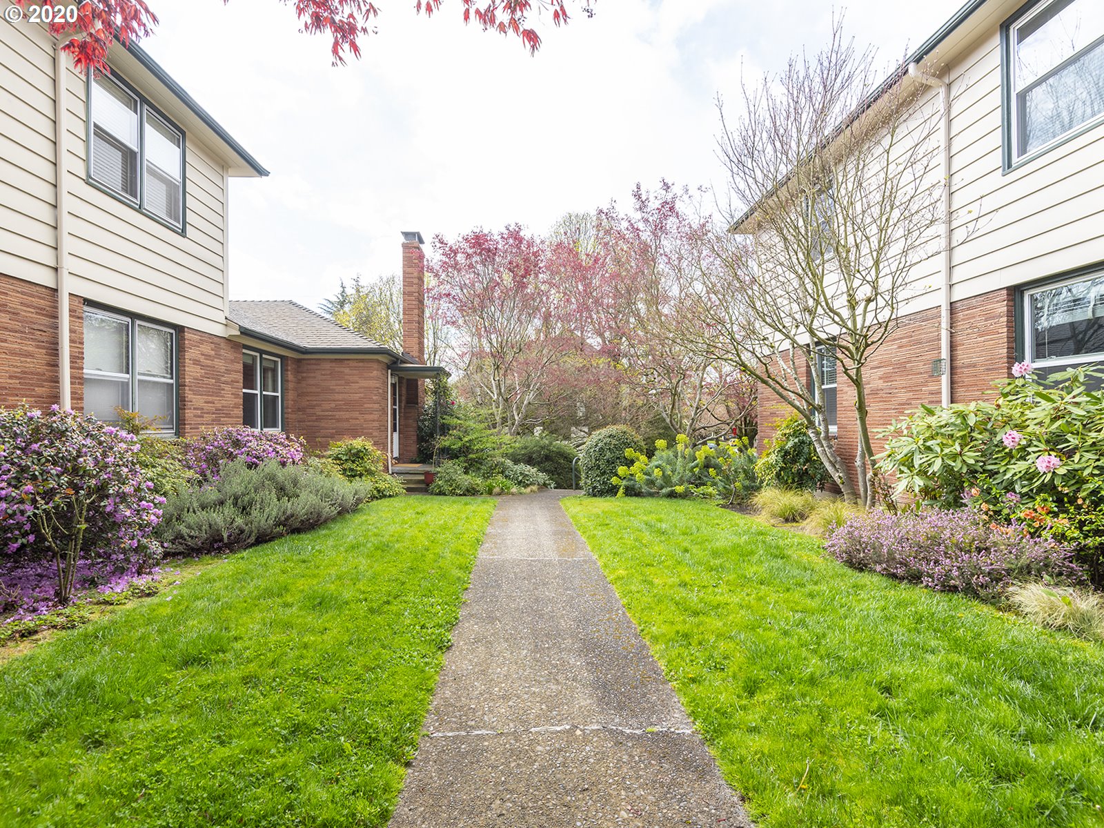 Photo #6: 20277815 Listing 
