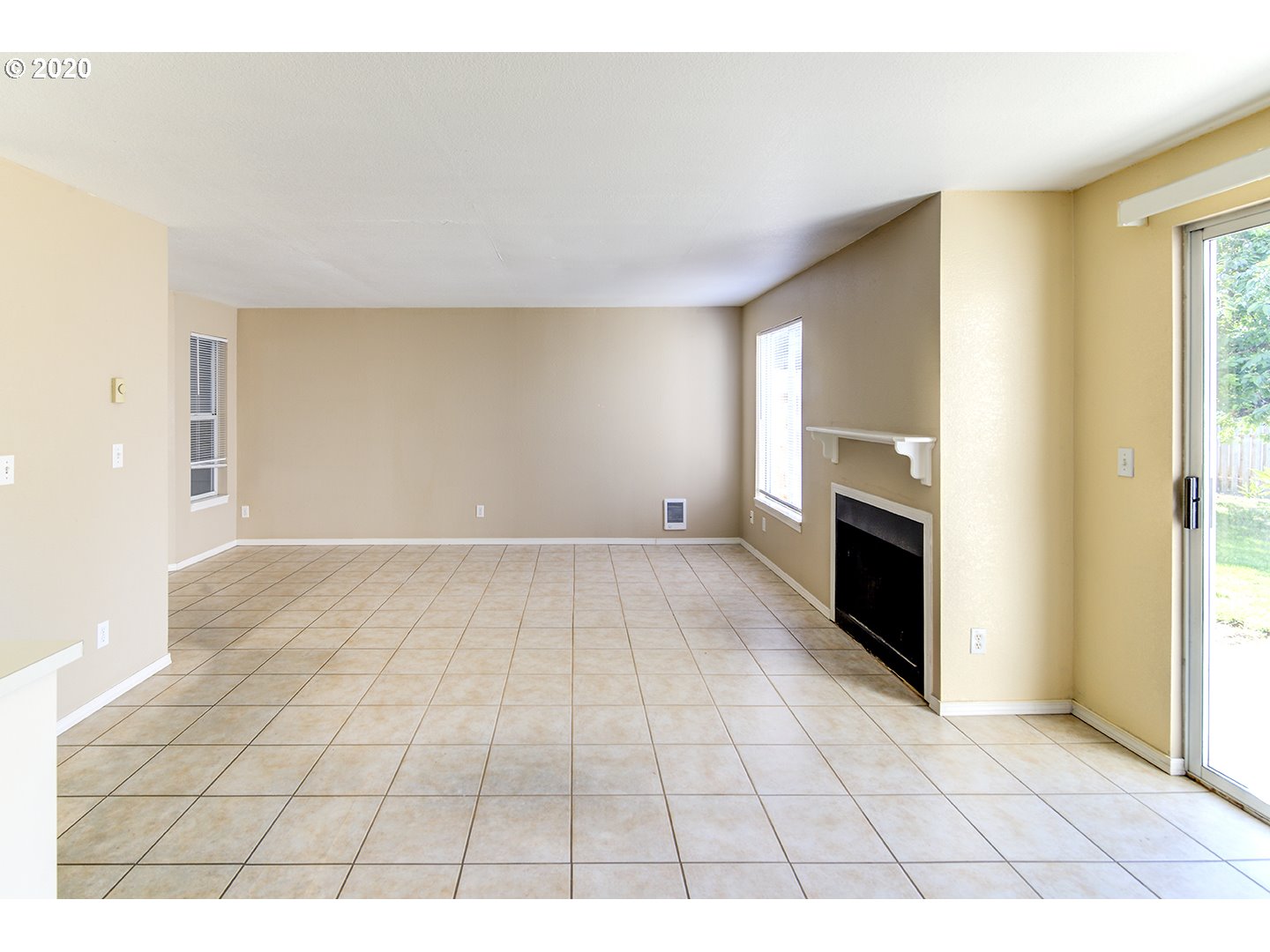 Photo #6: 20279146 Listing 