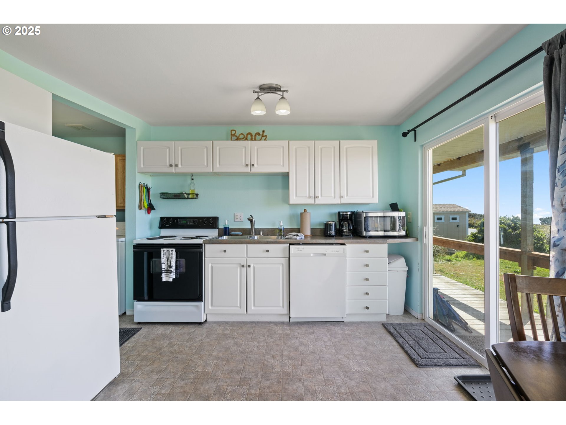 259 S PACIFIC ST, Rockaway Beach, OR, 97136