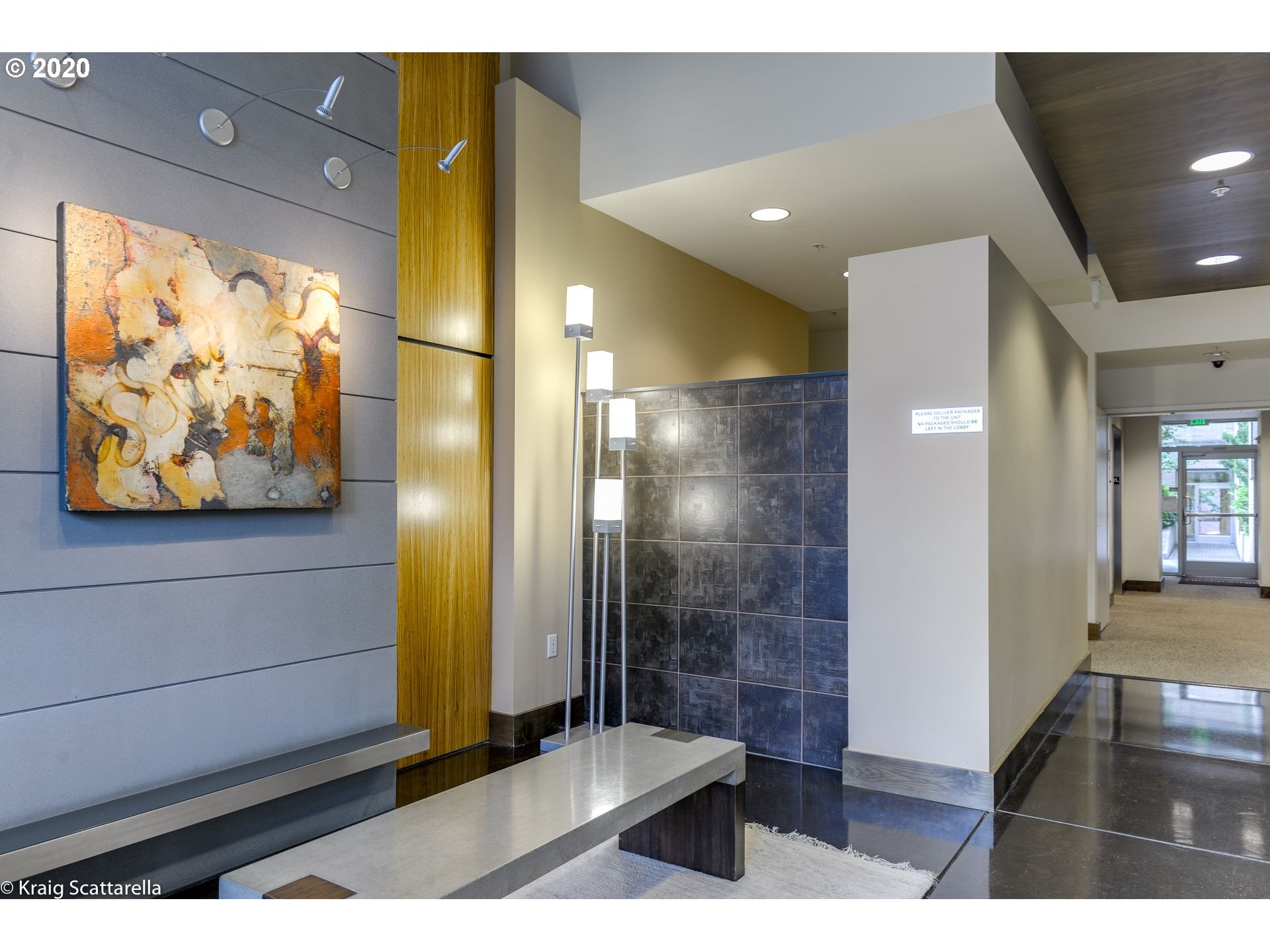 Photo #2: 20279459 Listing 