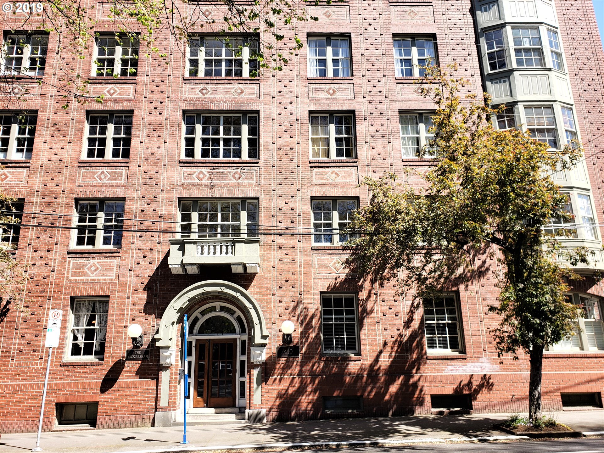 Photo #2: 20280695 Listing 
