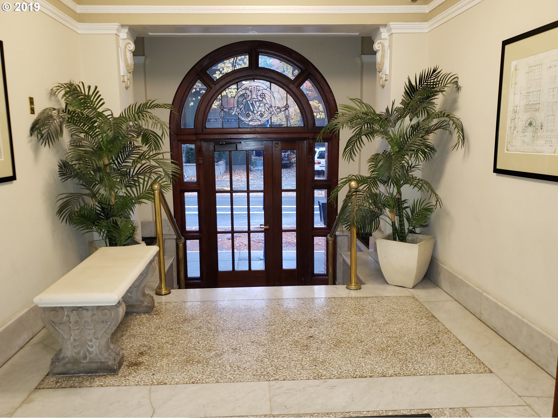 Photo #6: 20280695 Listing 