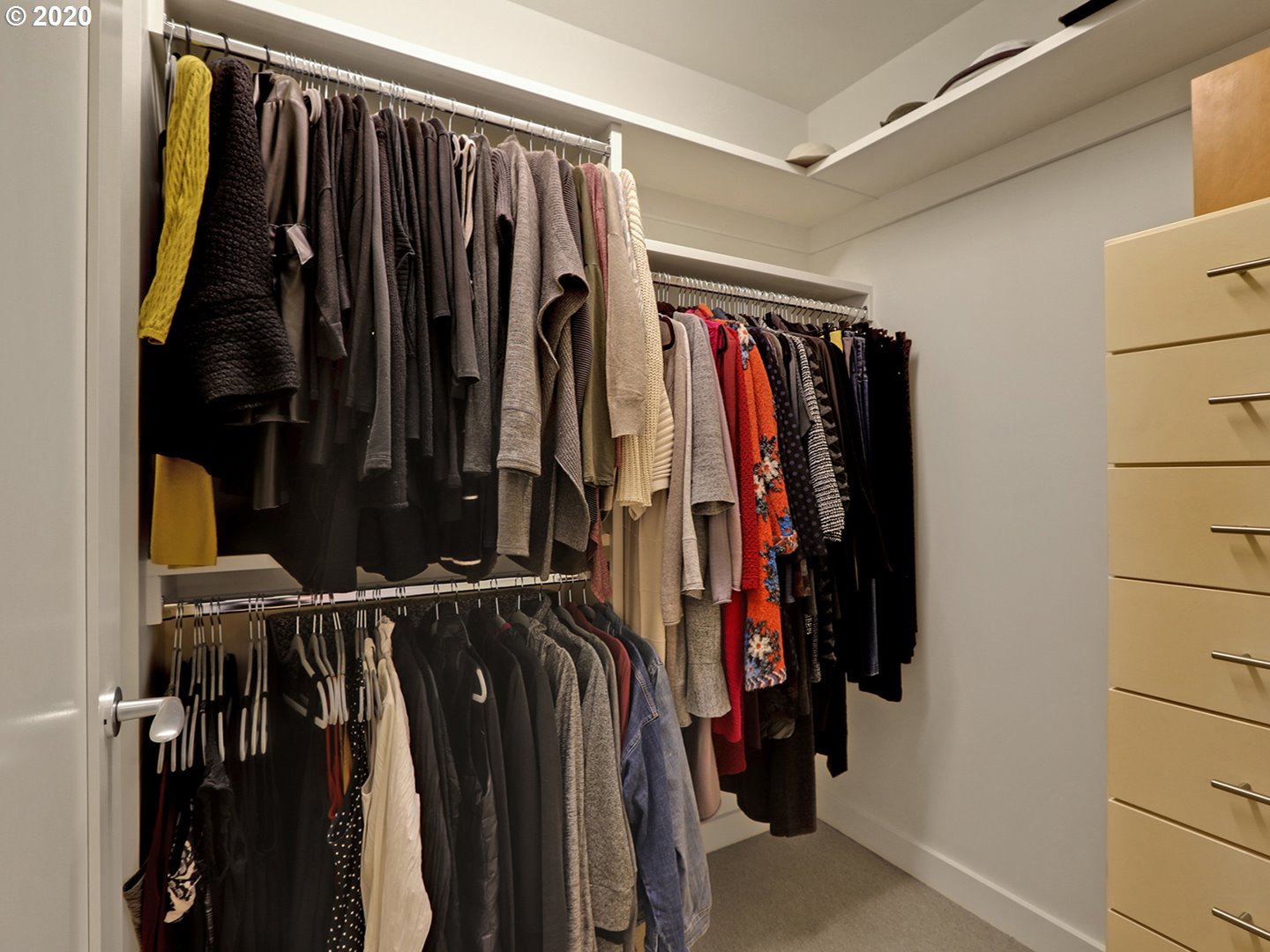 Photo #4: 20282358 Listing 