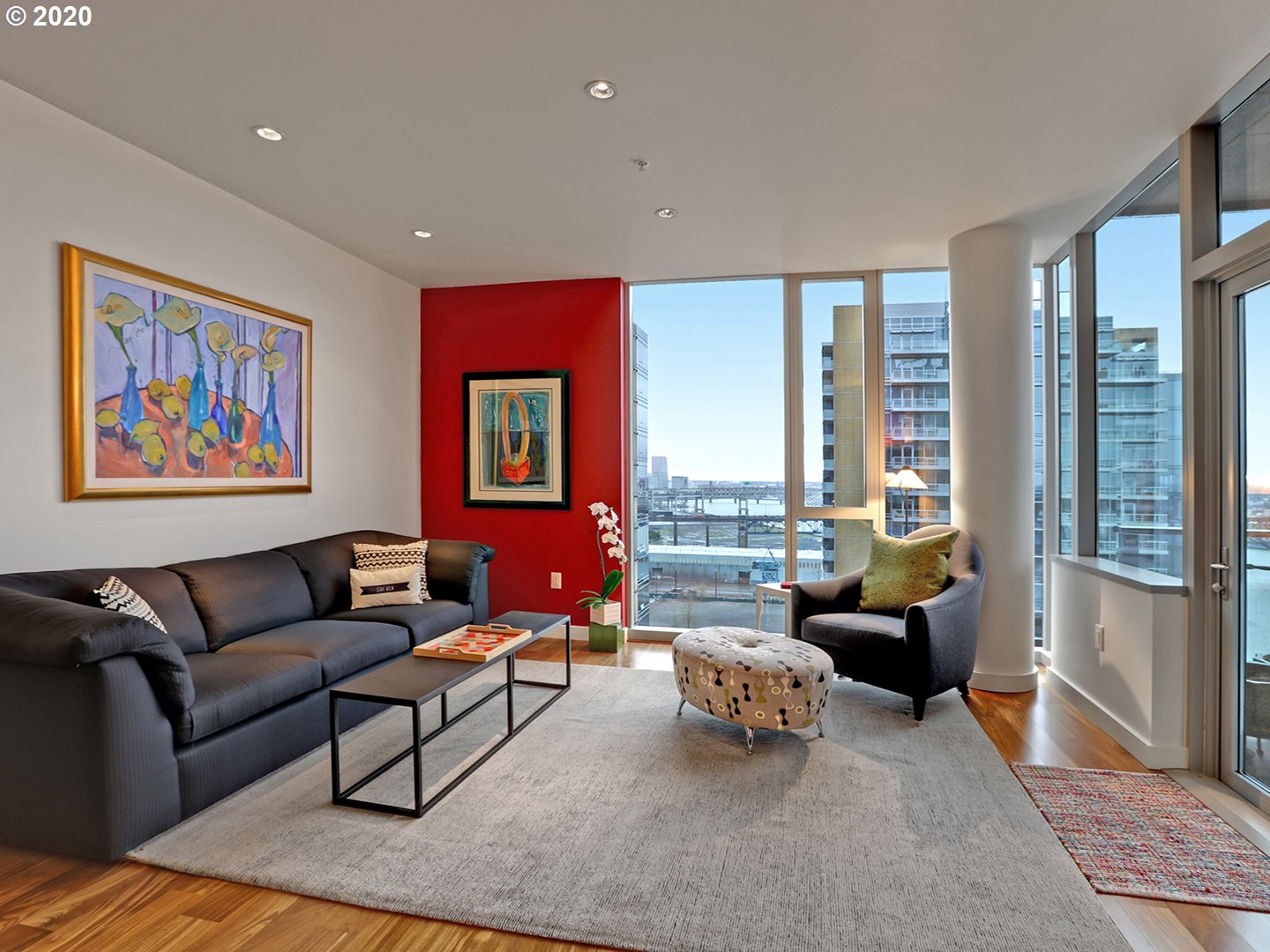 Photo #2: 20282358 Listing 