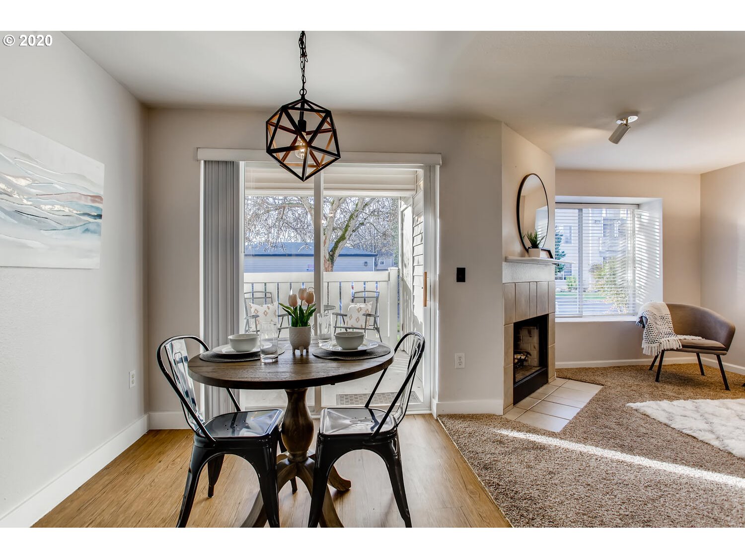 Photo #5: 20283431 Listing 