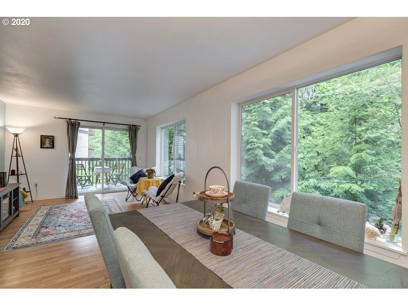 Photo #4: 20283618 Listing 