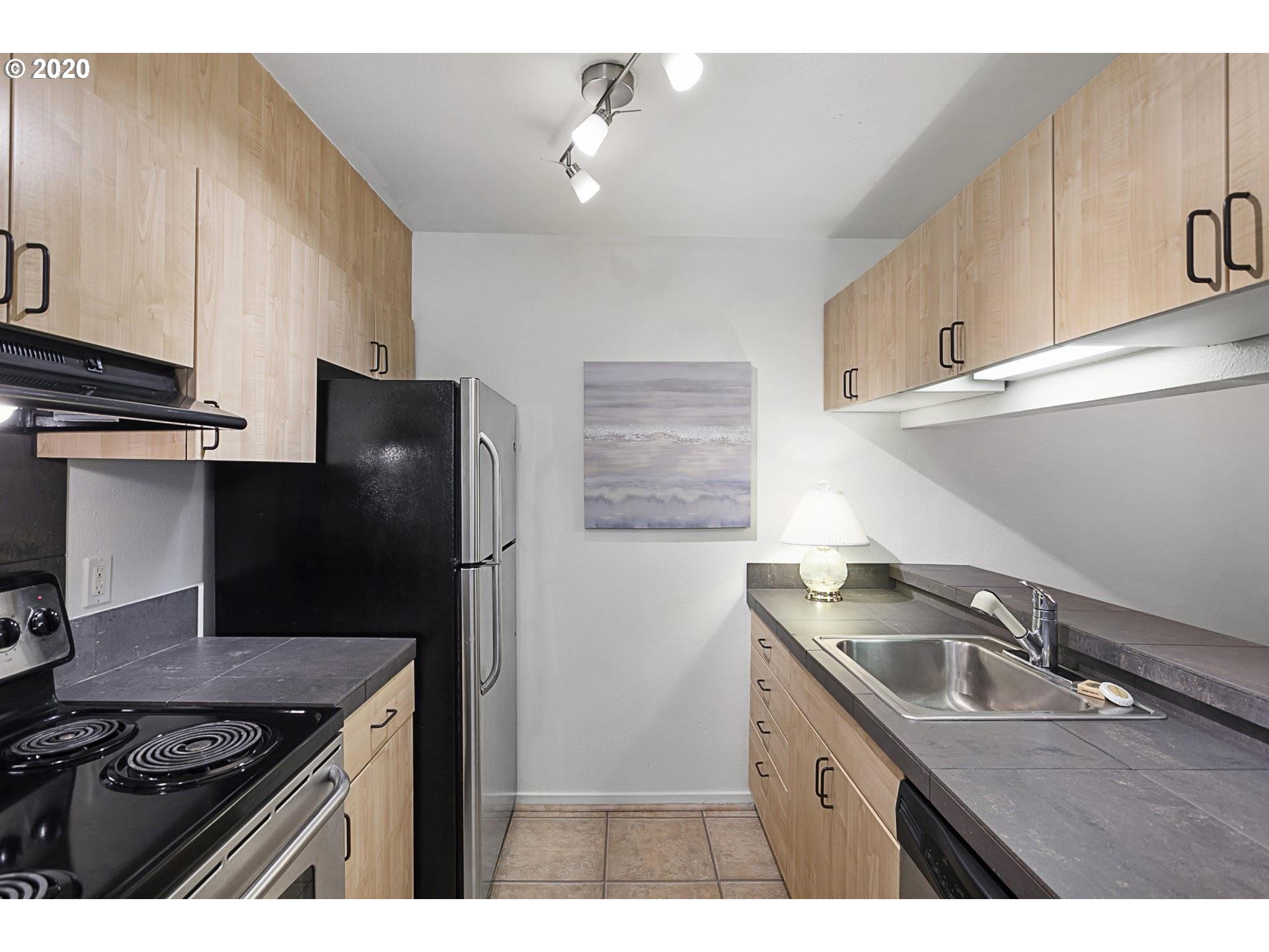 Photo #3: 20297572 Listing 
