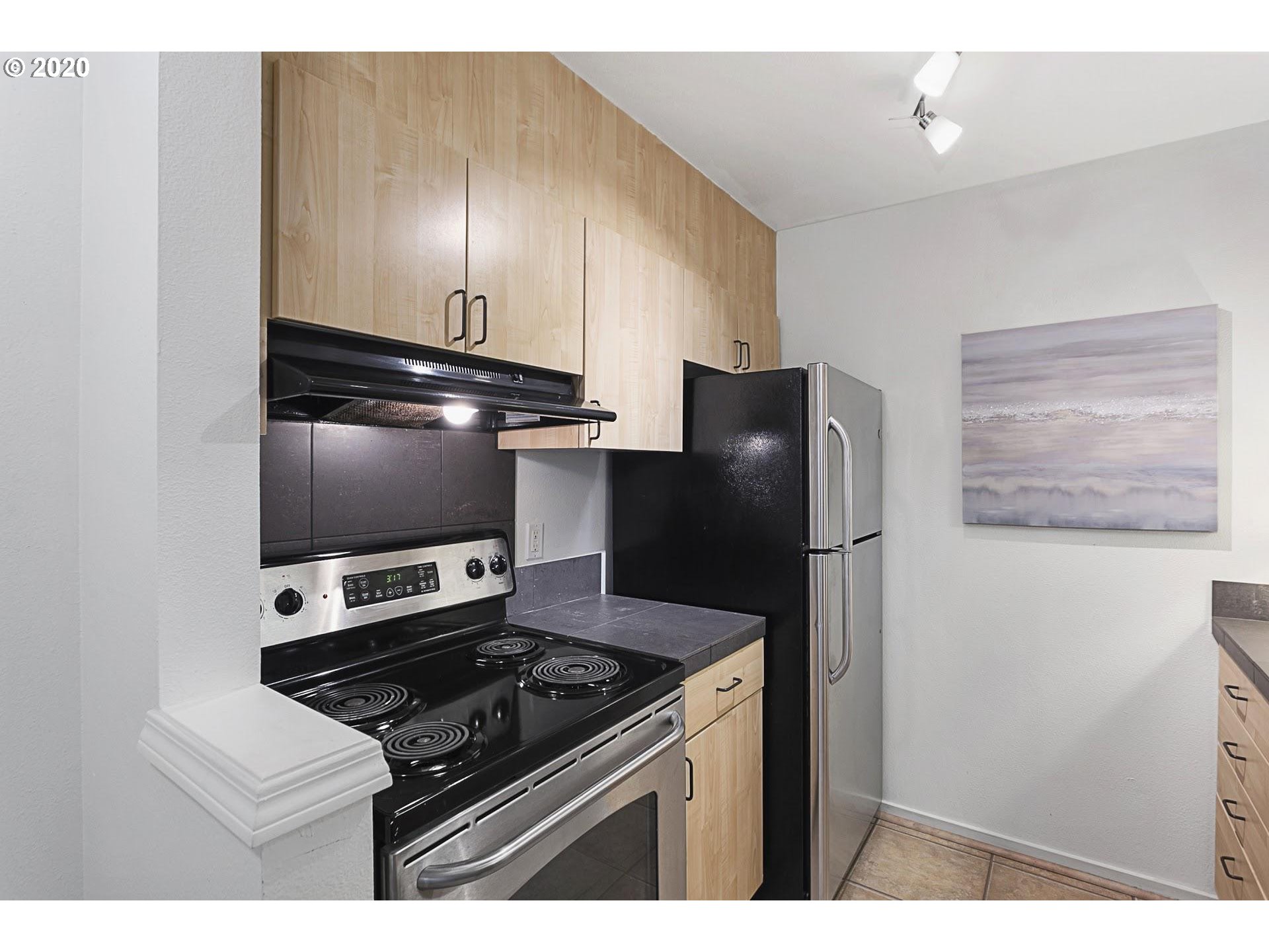 Photo #4: 20297572 Listing 