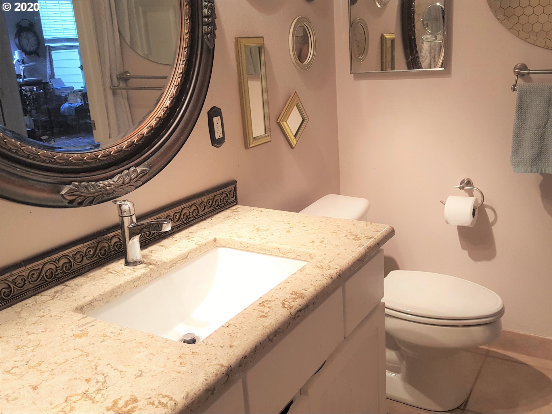 Photo #2: 20302468 Listing 