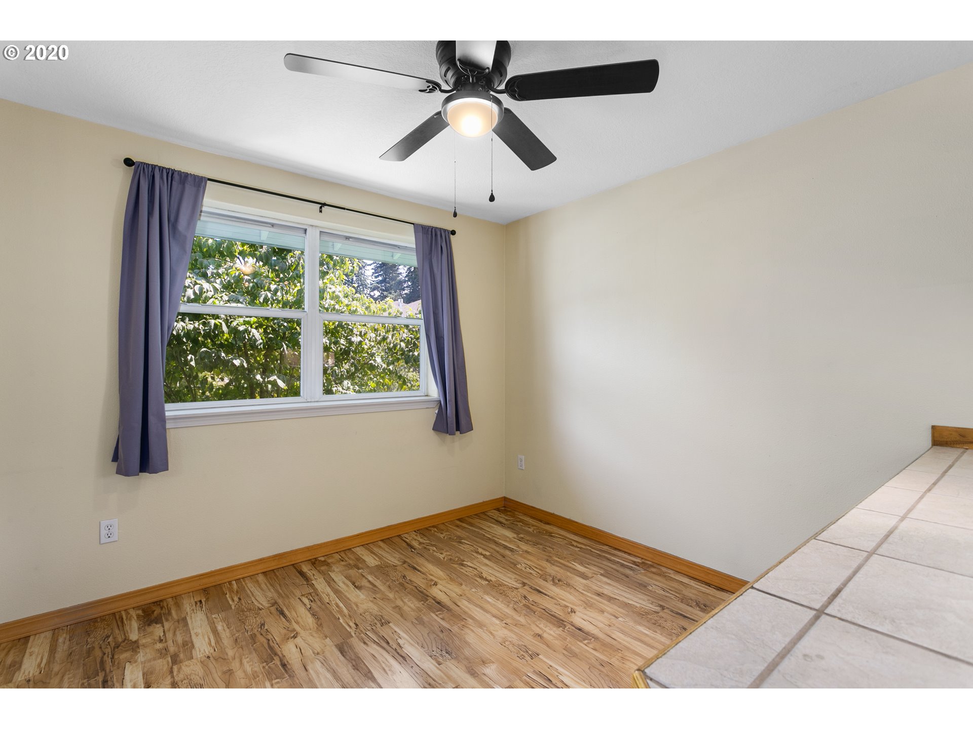 Photo #3: 20302660 Listing 