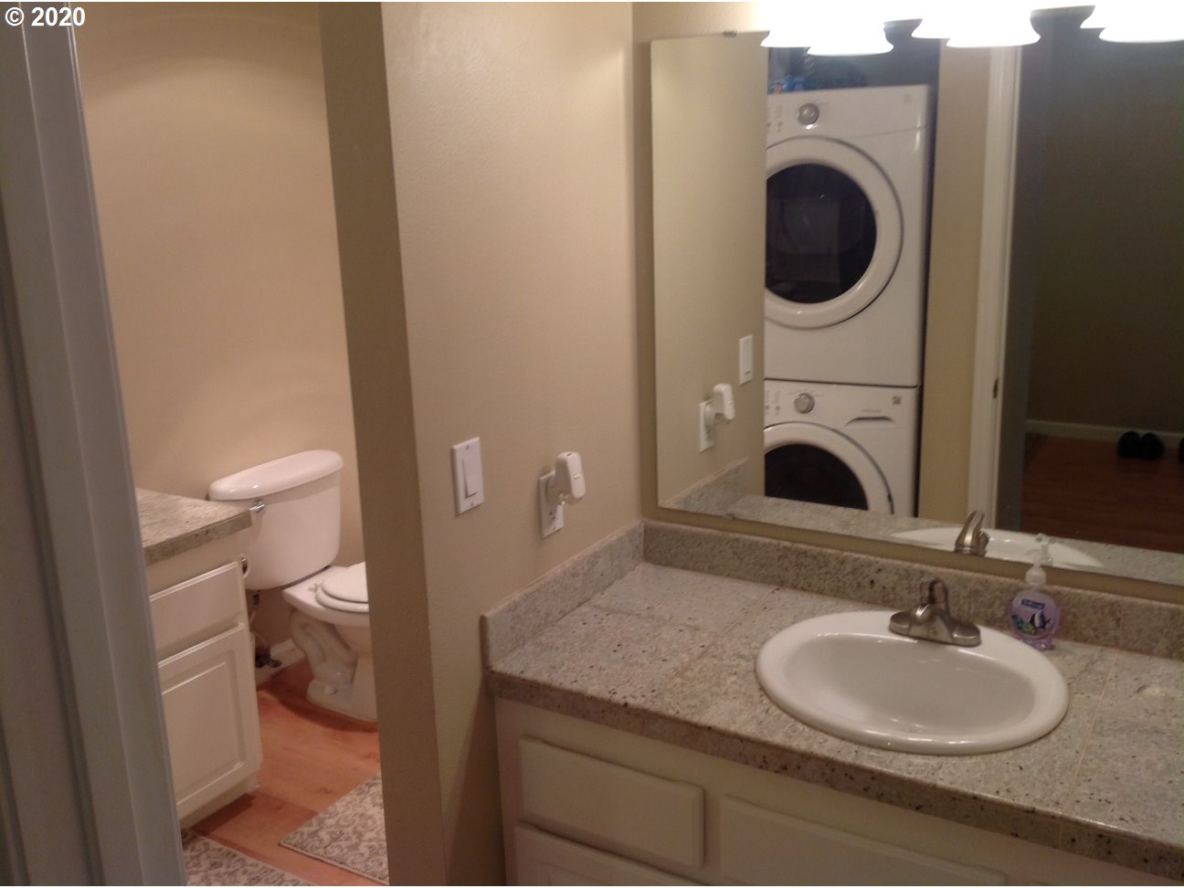 Photo #6: 20303848 Listing 