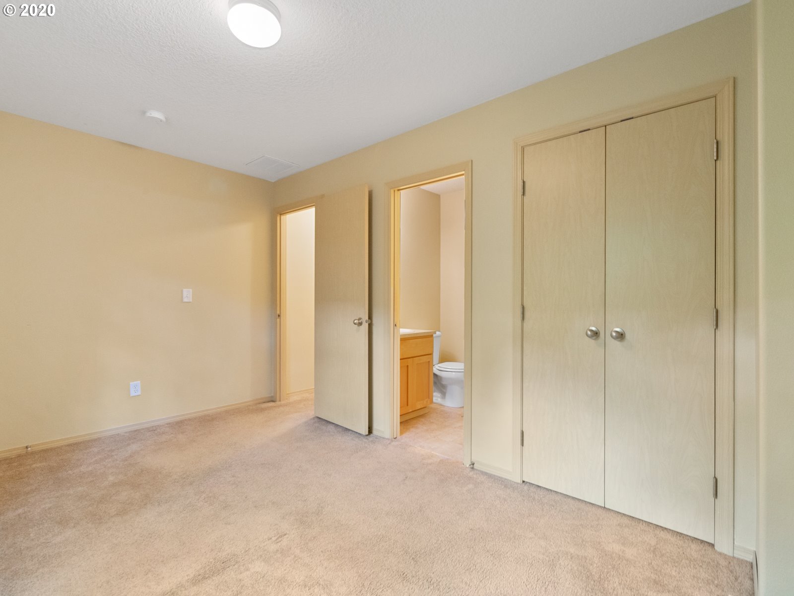 Photo #2: 20304467 Listing 