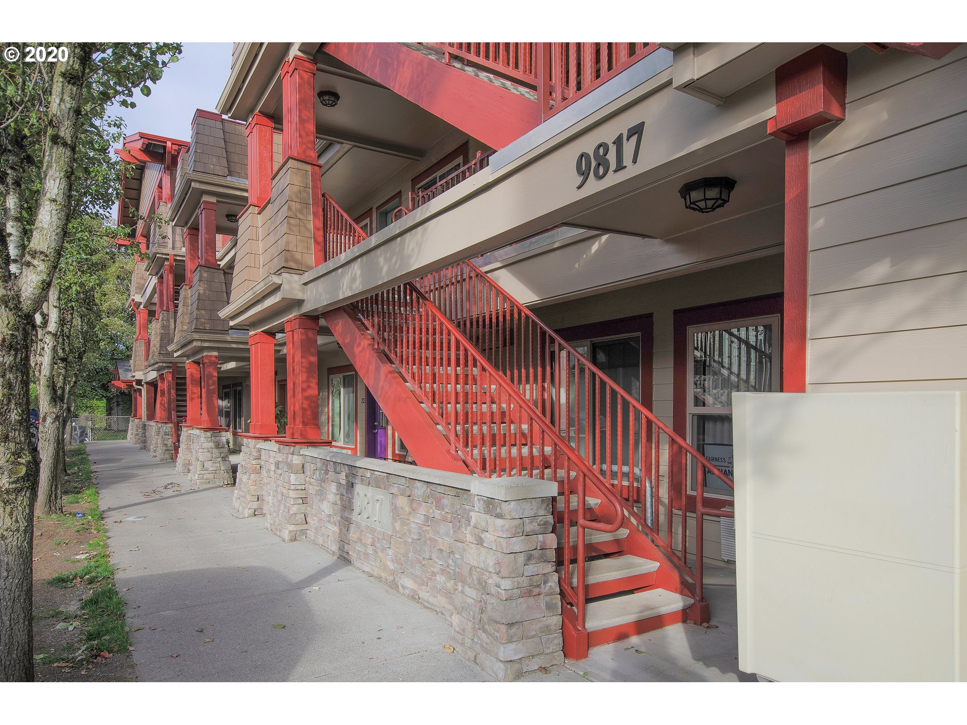 Photo #2: 20310094 Listing 