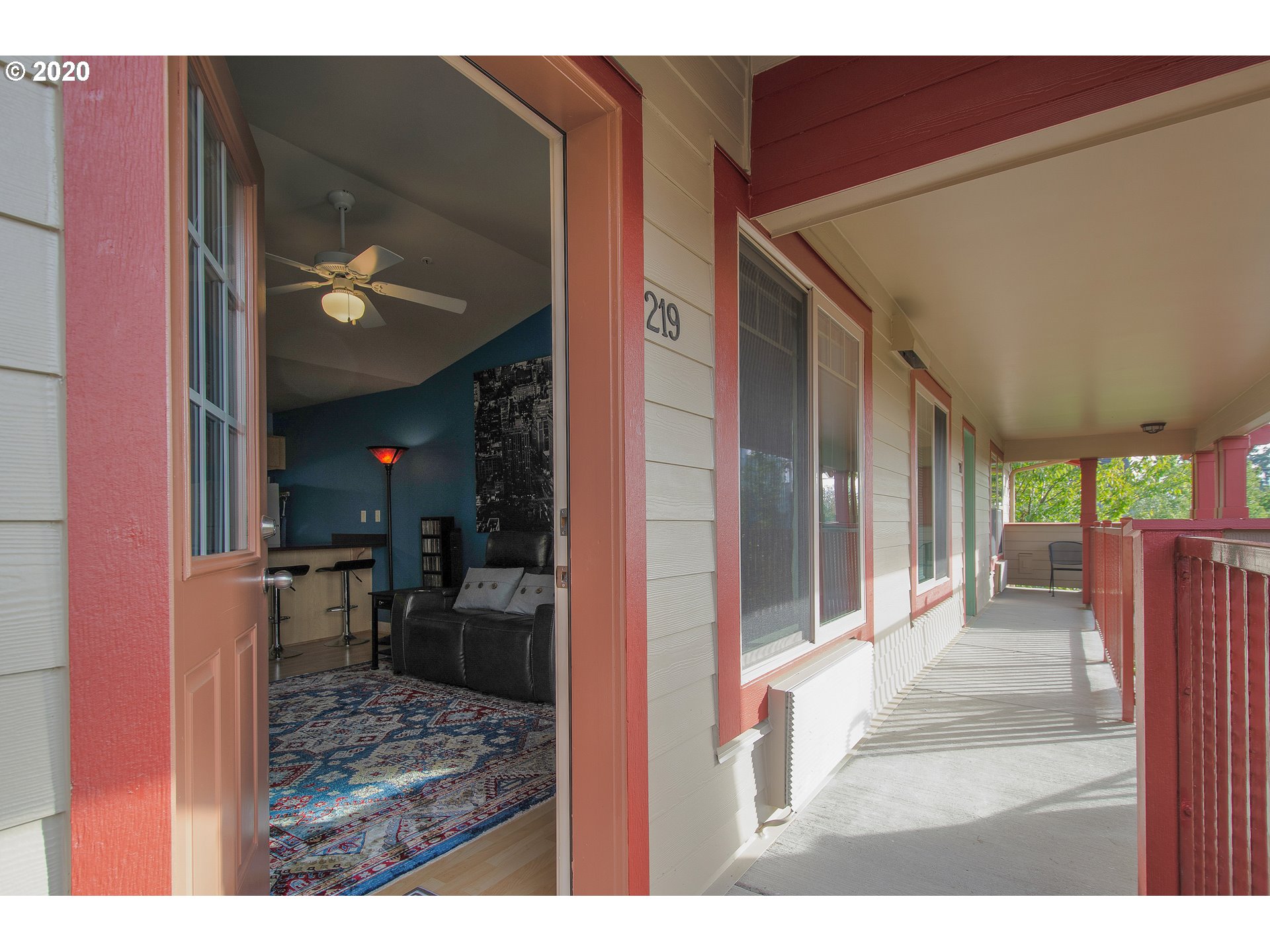 Photo #3: 20310094 Listing 