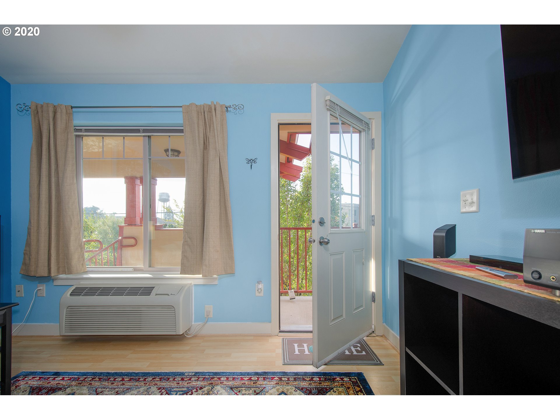Photo #4: 20310094 Listing 