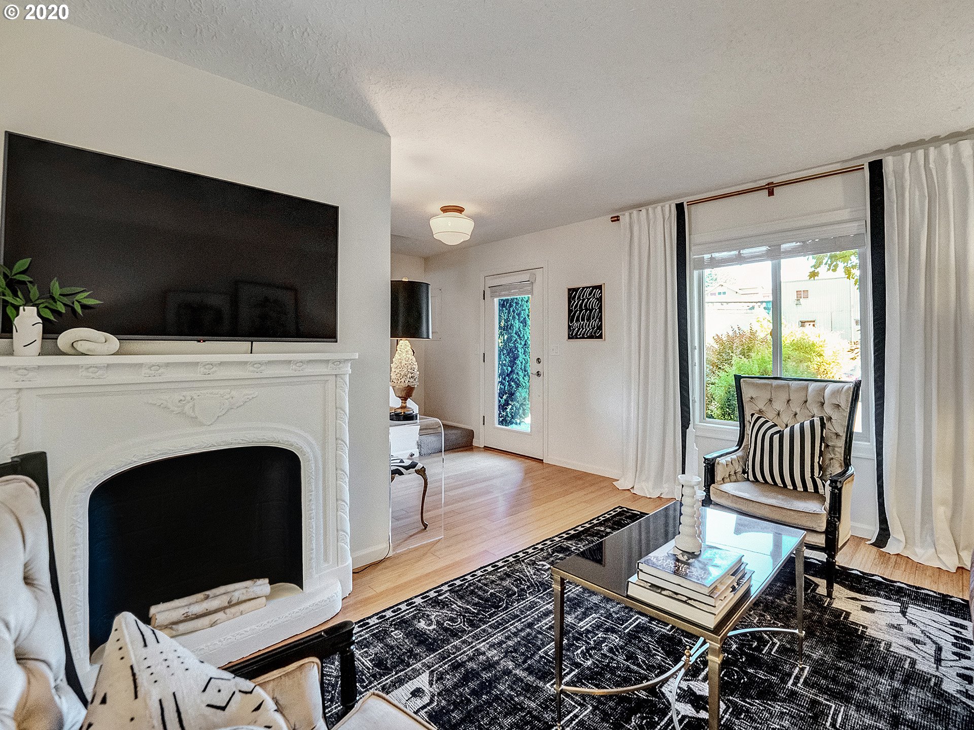 Photo #5: 20313070 Listing 