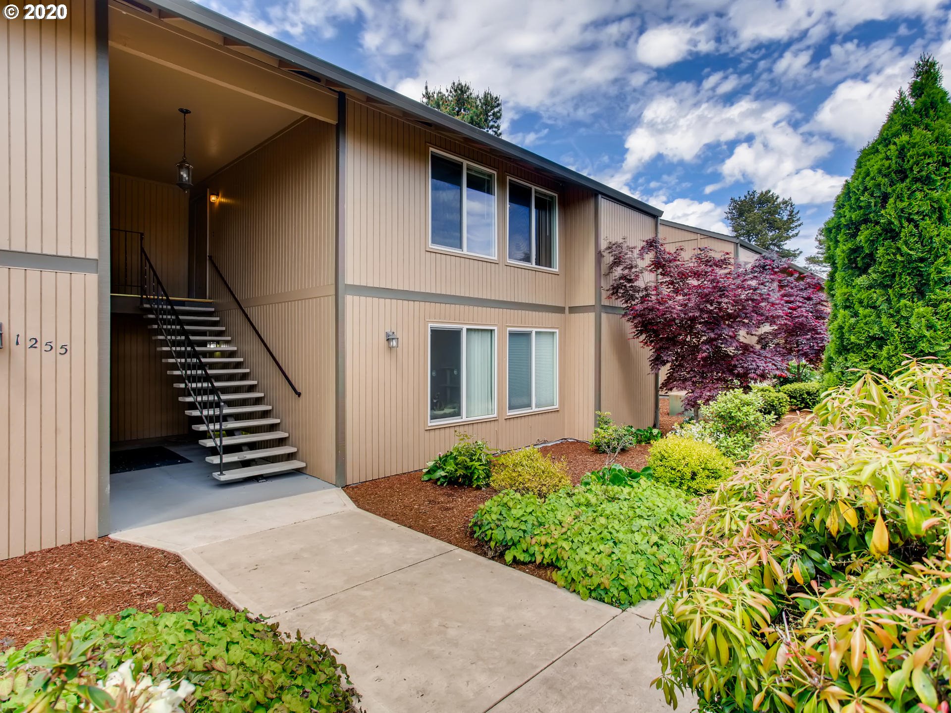 Photo #2: 20314797 Listing 