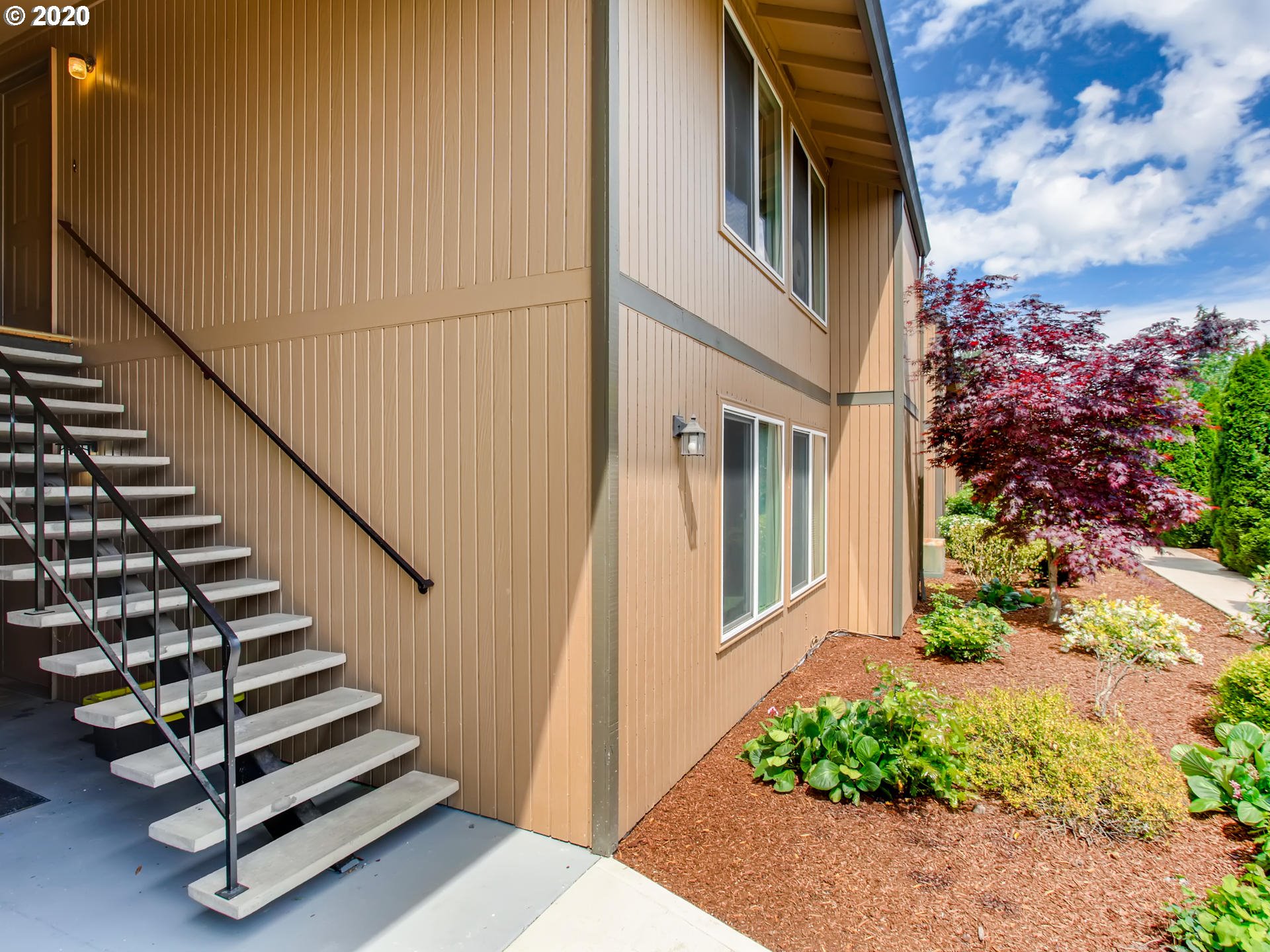 Photo #5: 20314797 Listing 