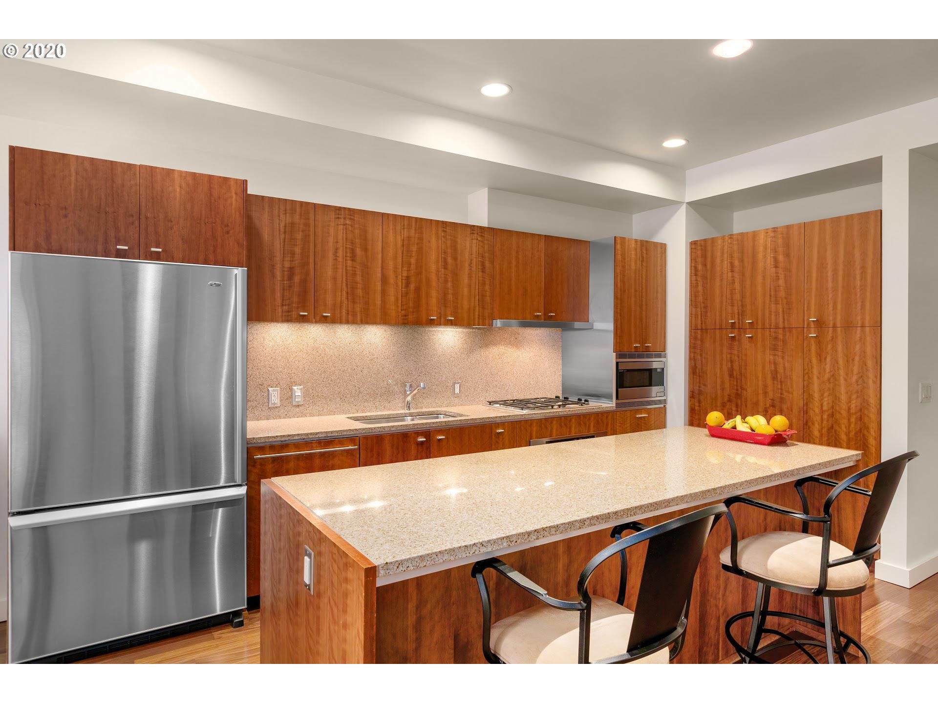 Photo #6: 20316770 Listing 
