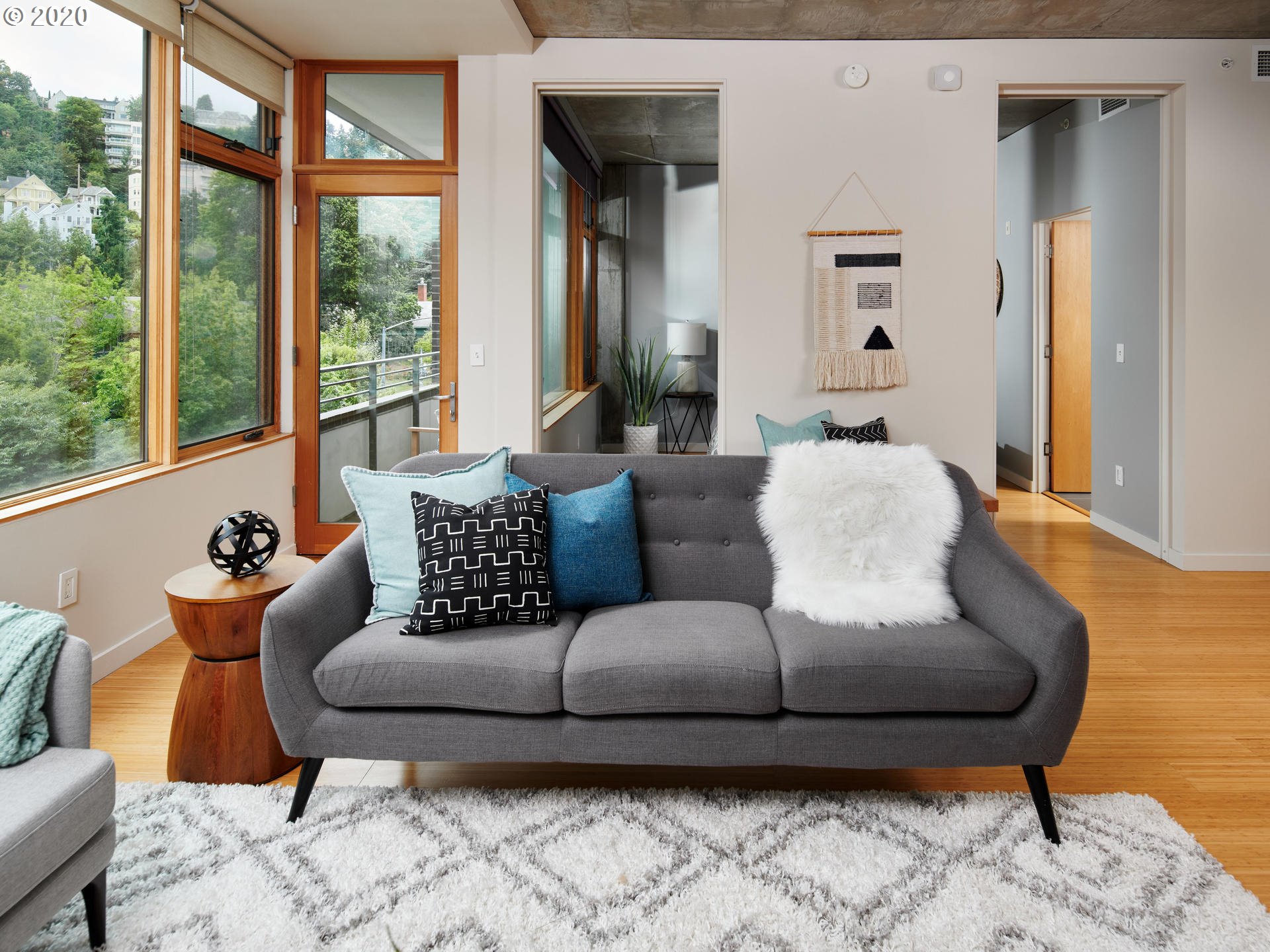 Photo #4: 20316835 Listing 