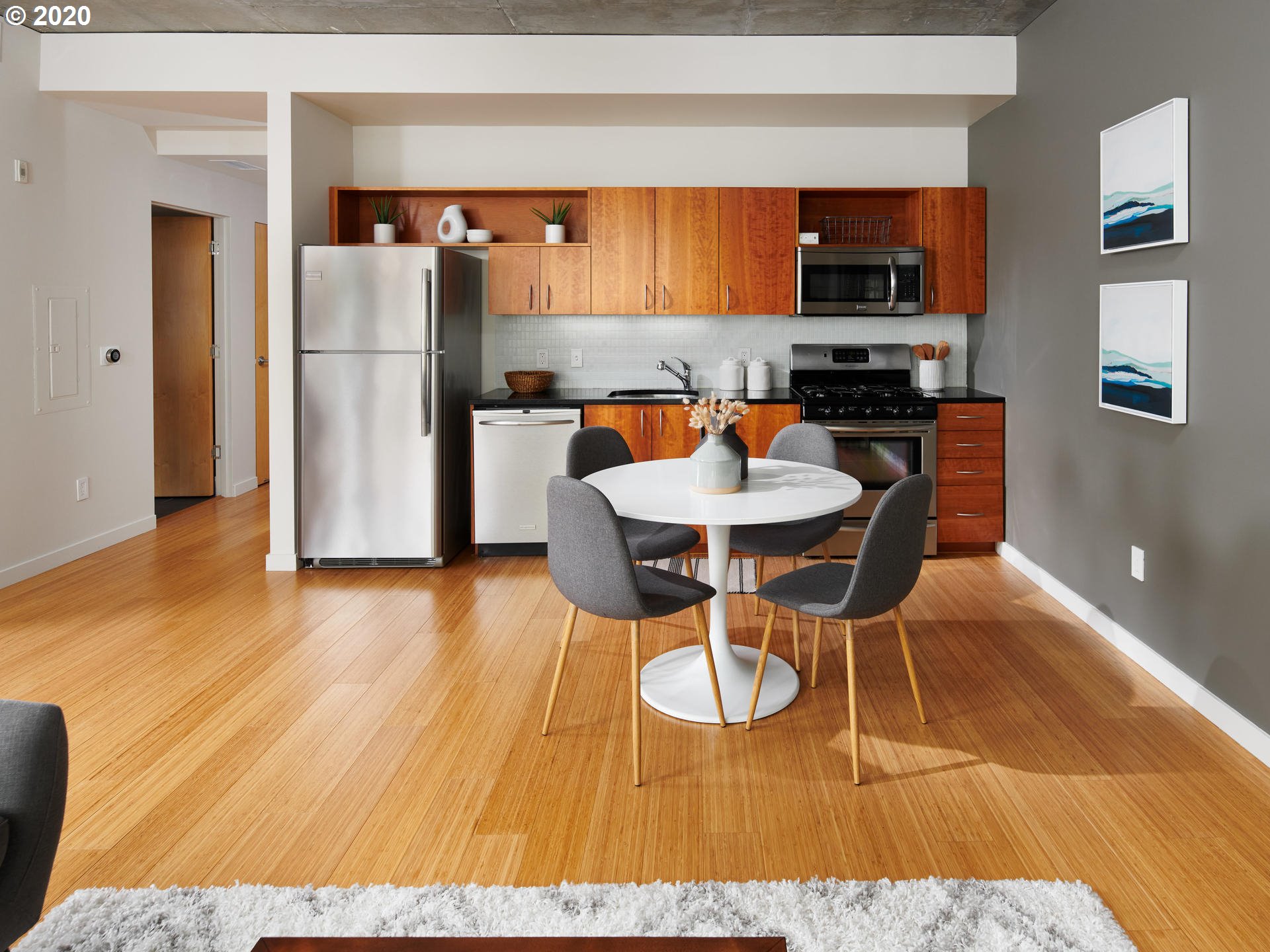 Photo #6: 20316835 Listing 