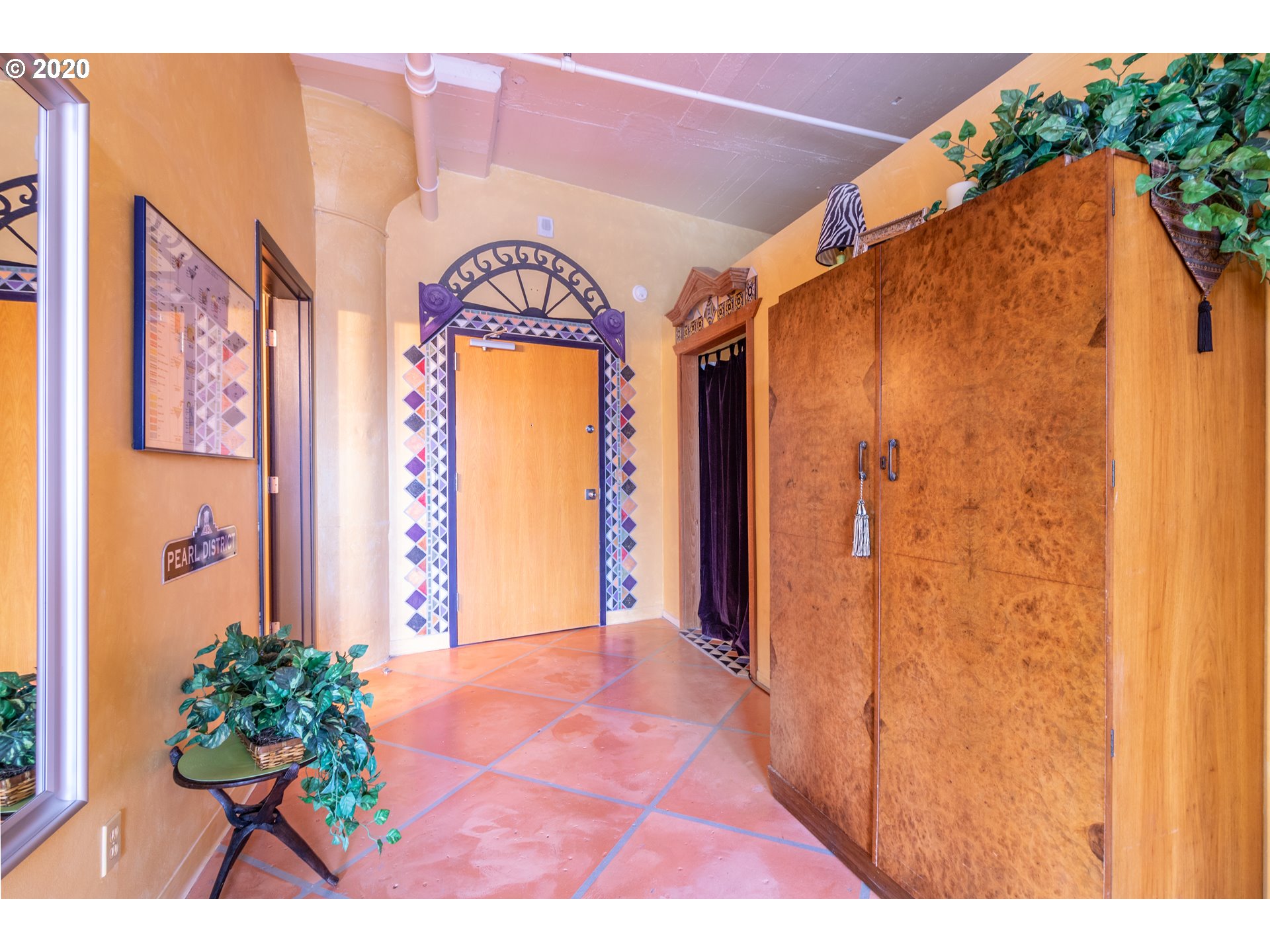 Photo #5: 20316849 Listing 