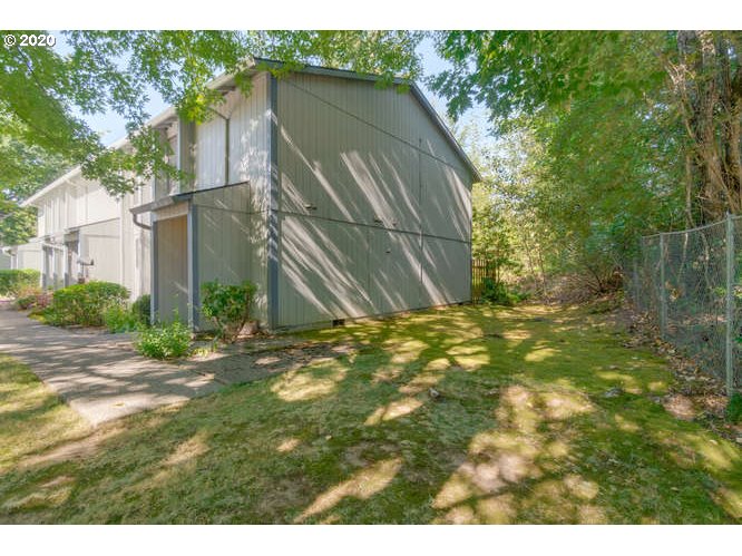 Photo #2: 20322456 Listing 