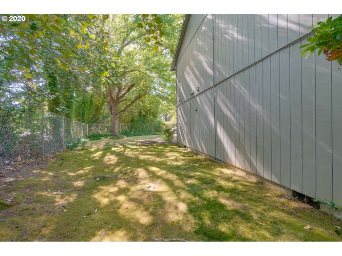 Photo #6: 20322456 Listing 