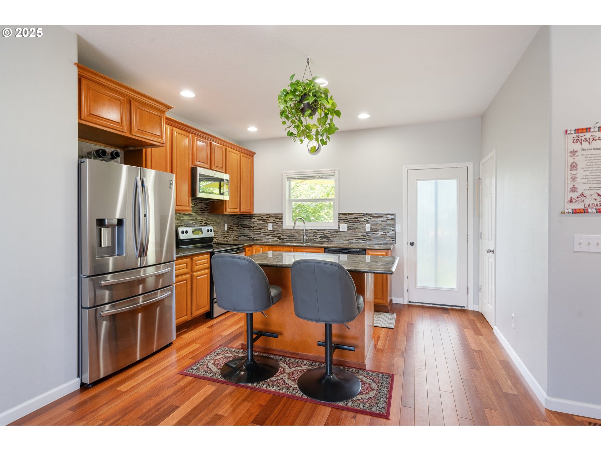 Photo #10: 203225607 Listing: Photo #10