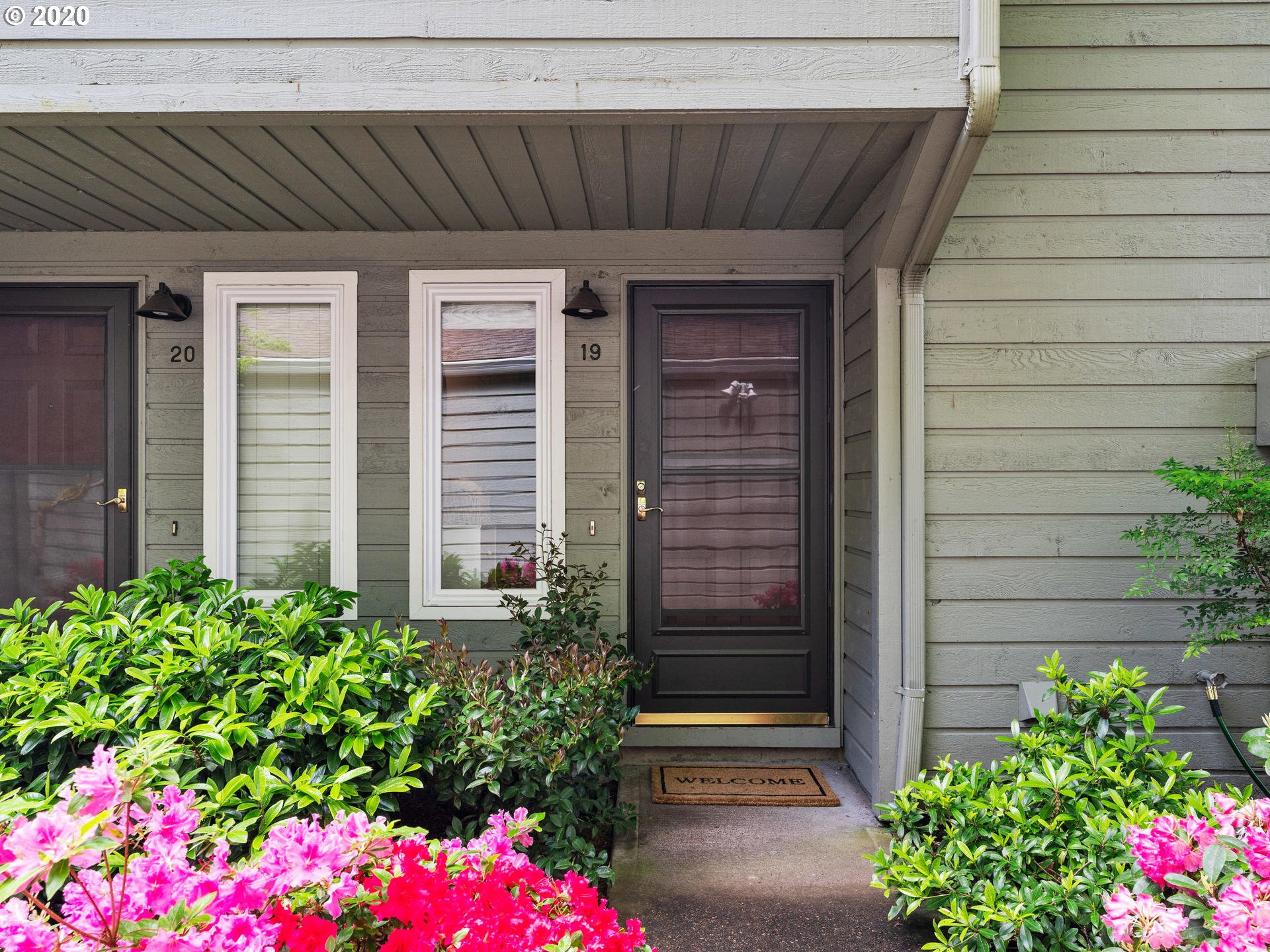 Photo #3: 20325837 Listing 