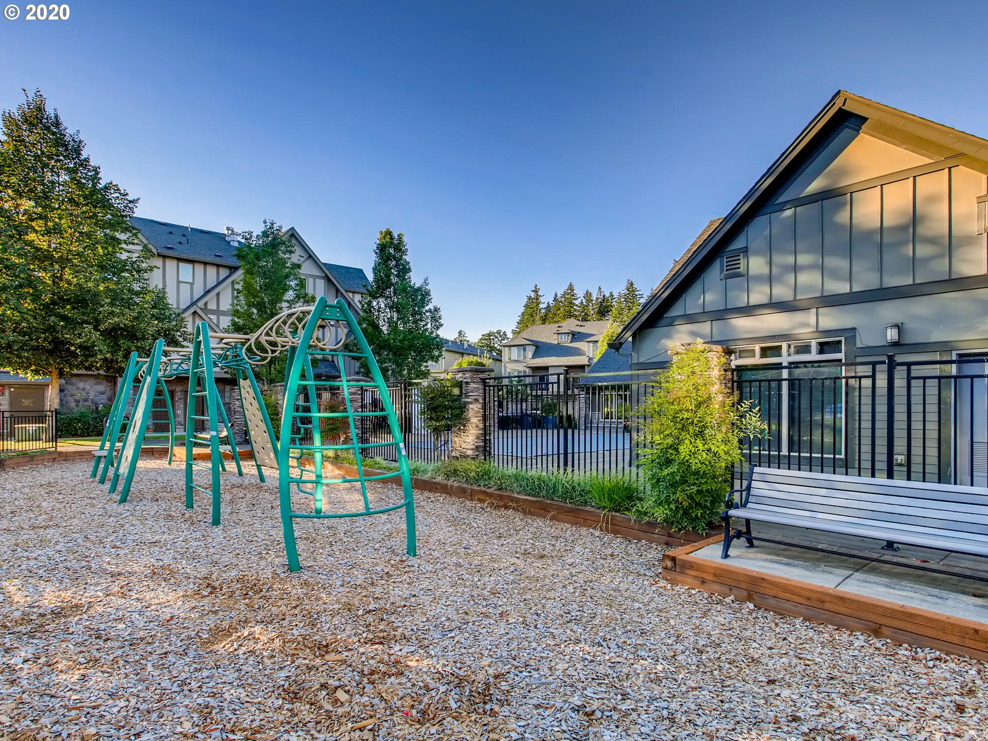 Photo #2: 20326345 Listing 